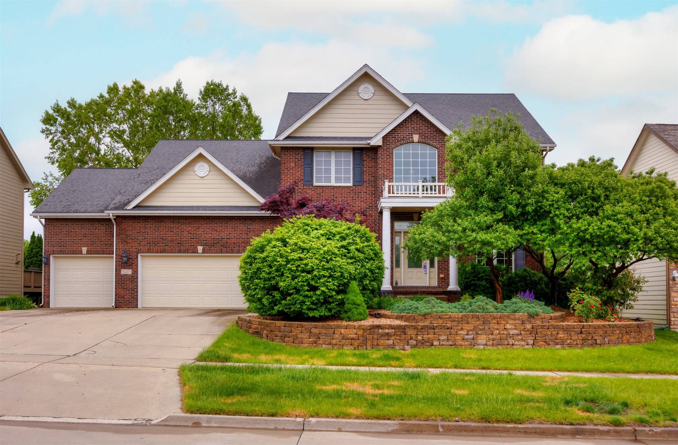 West Des Moines, IA 50266,123 62nd Street