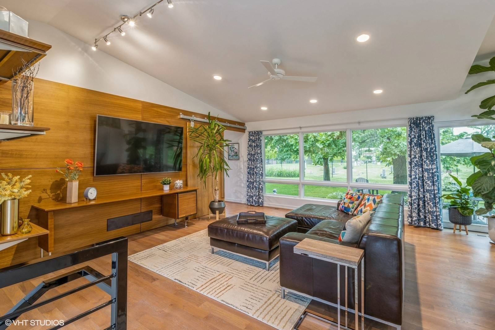 Des Moines, IA 50312,2100 Olive Avenue