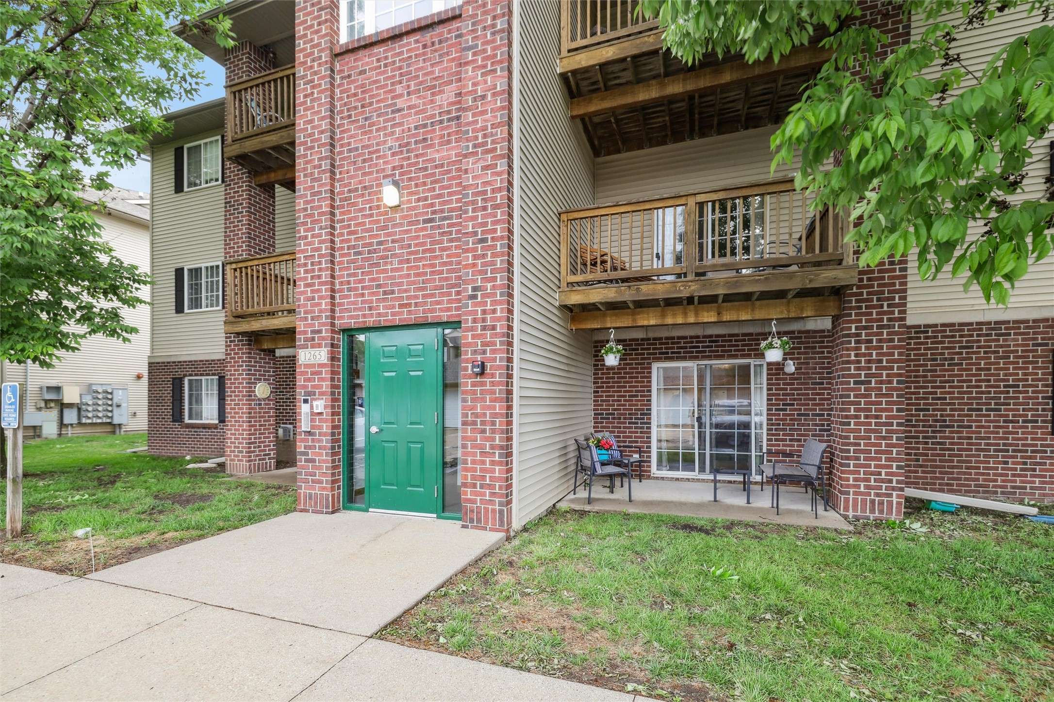 Grimes, IA 50111,1265 SE 6th Street #104