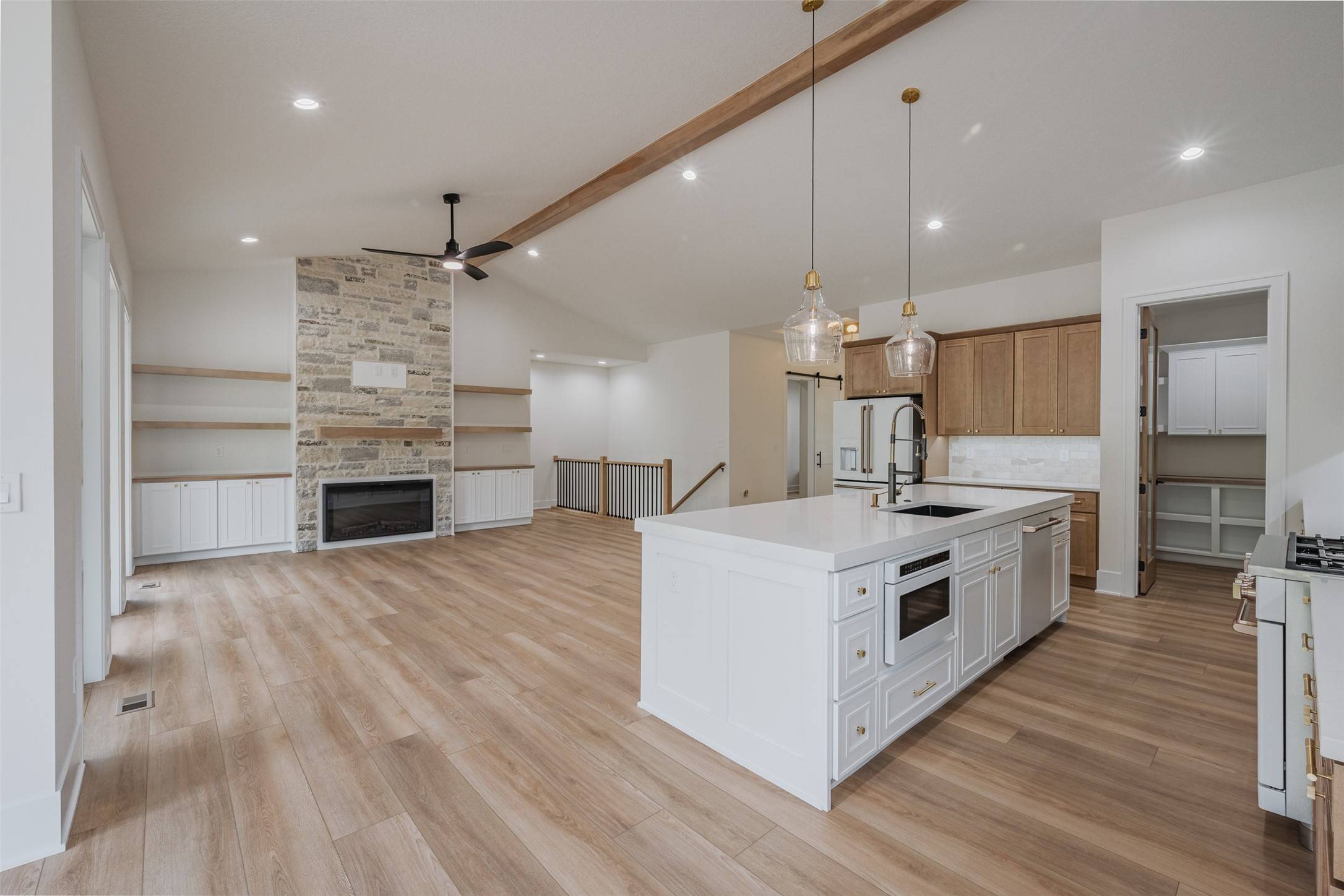 Urbandale, IA 50323,14610 Persimmon Drive
