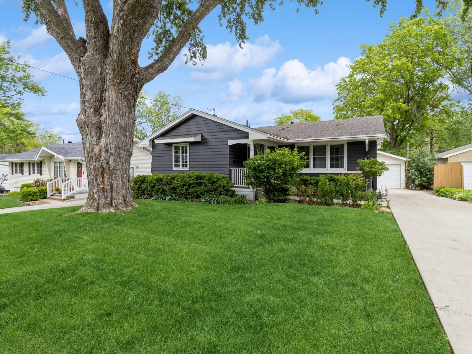 West Des Moines, IA 50265,609 31st Street