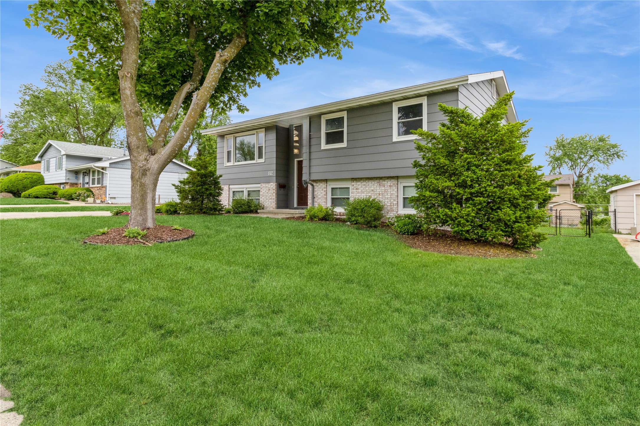 Ankeny, IA 50021,602 SE 7th Street