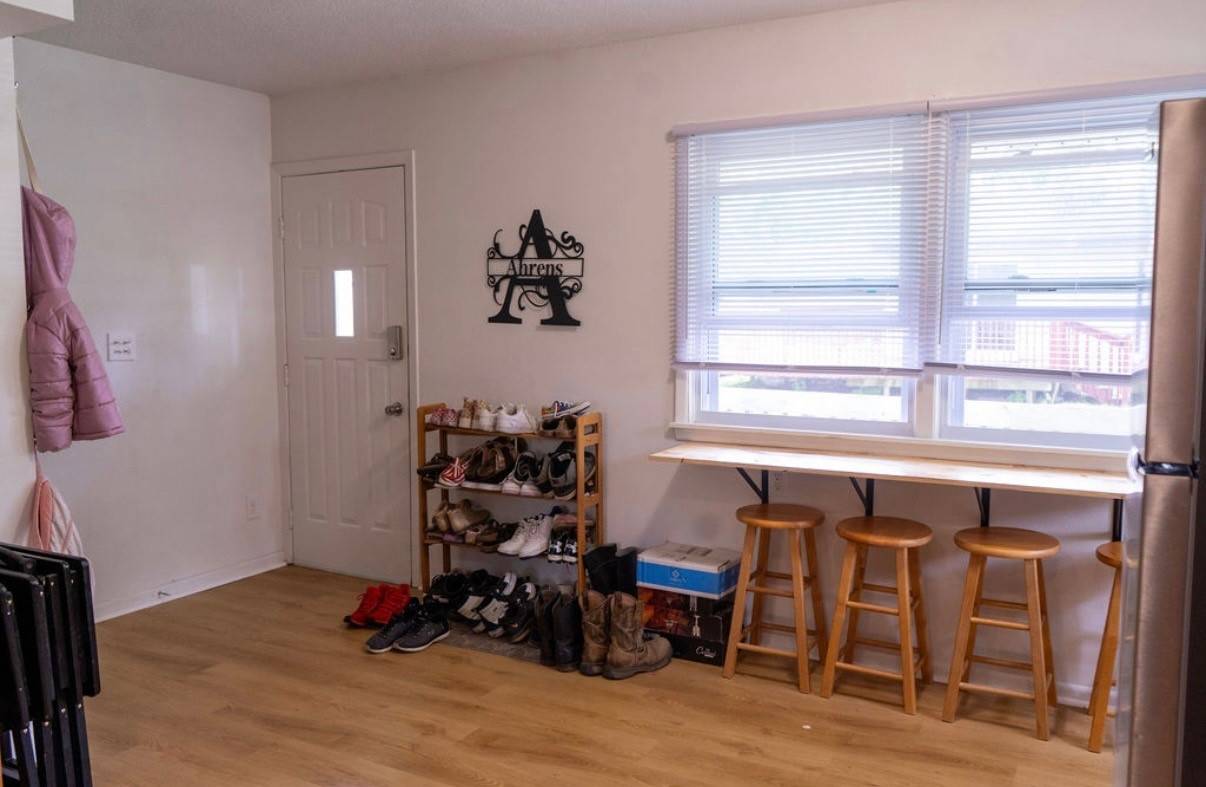 Des Moines, IA 50317,2326 E 39th Court