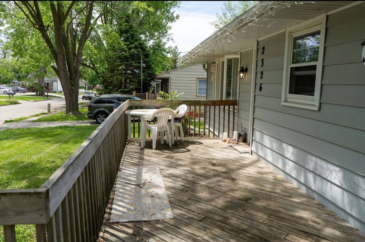 Des Moines, IA 50317,2326 E 39th Court