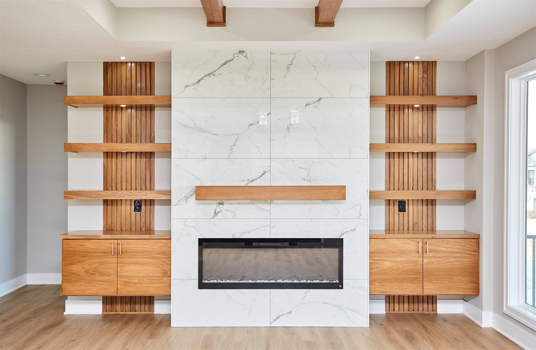 Urbandale, IA 50323,17311 North Valley Drive