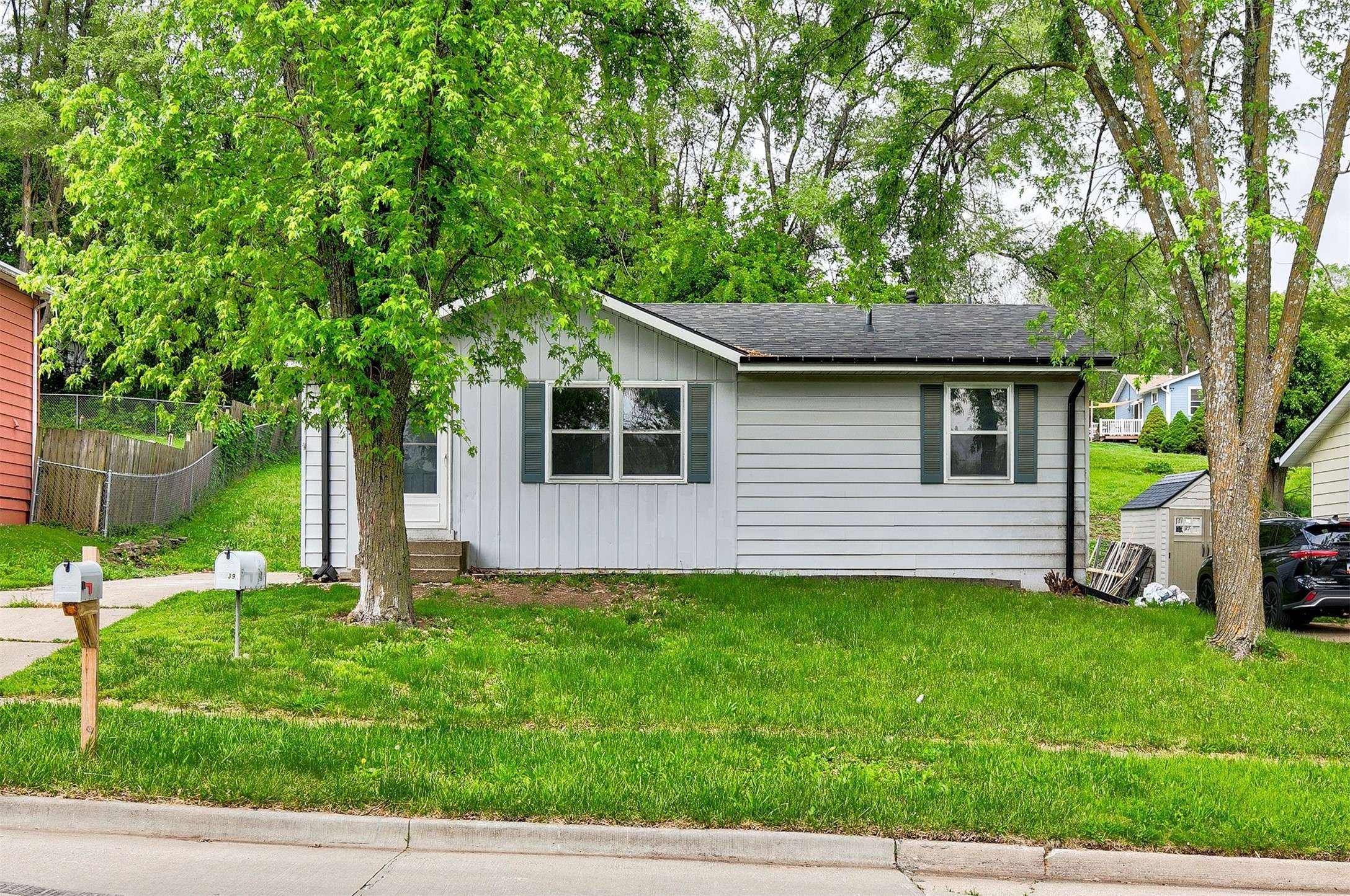 Des Moines, IA 50315,4242 SE 6th Street