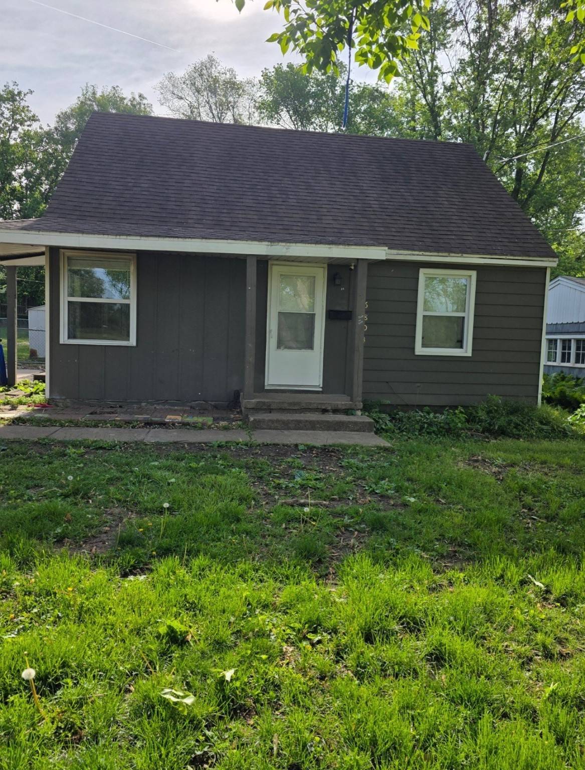 Des Moines, IA 50315,6803 SW 16th Street