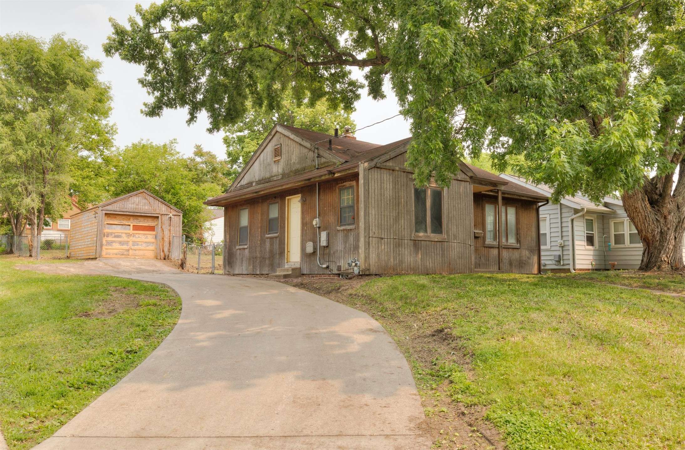 Des Moines, IA 50313,2721 Cornell Street