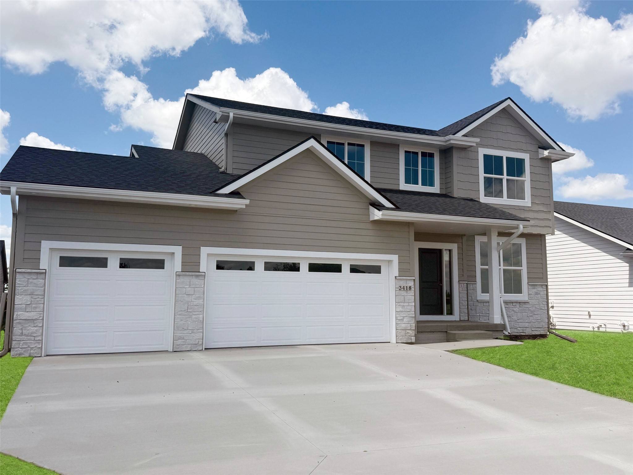 Altoona, IA 50009,3418 5th Avenue SE