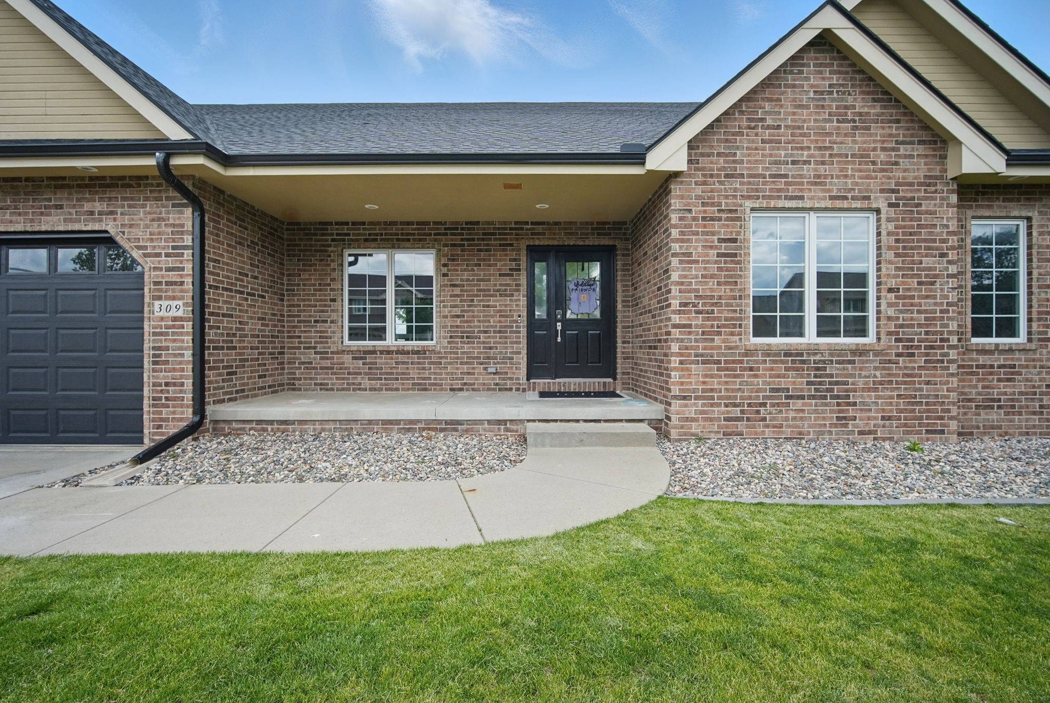 Altoona, IA 50009,309 11th Street NW