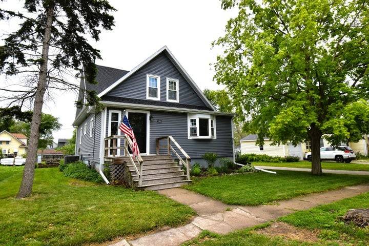 Ogden, IA 50212,231 S 1st Street