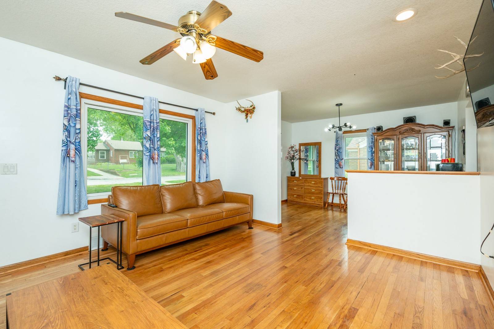 Windsor Heights, IA 50324,1016 65th Street