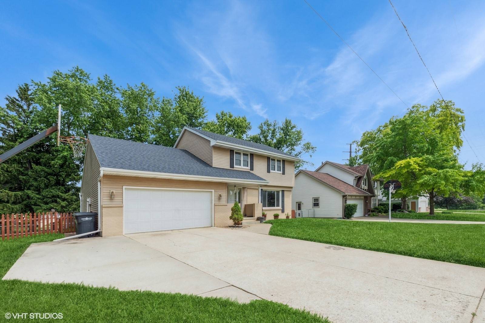 West Des Moines, IA 50265,209 39th Street