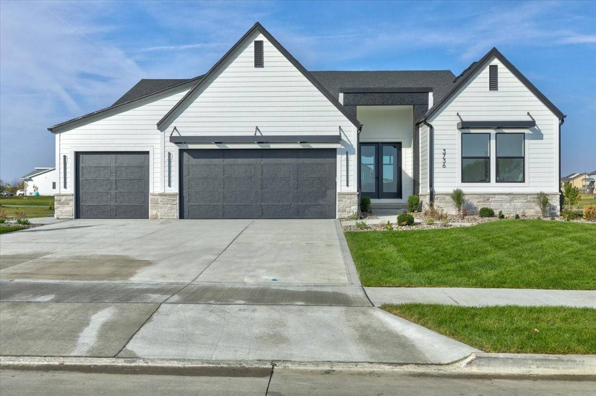 Clive, IA 50325,3736 NW 183rd Street