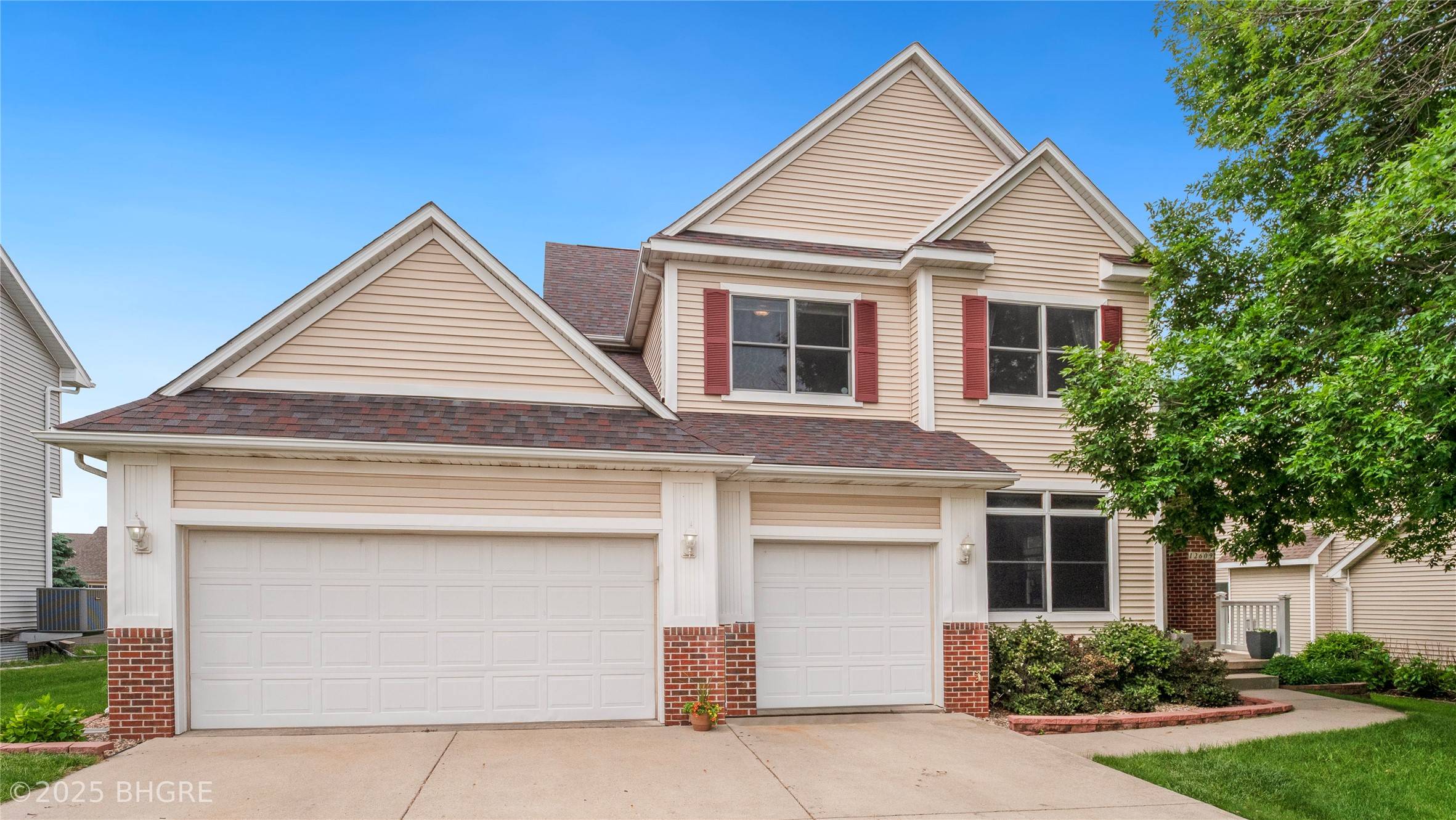 Urbandale, IA 50323,12609 Airline Avenue