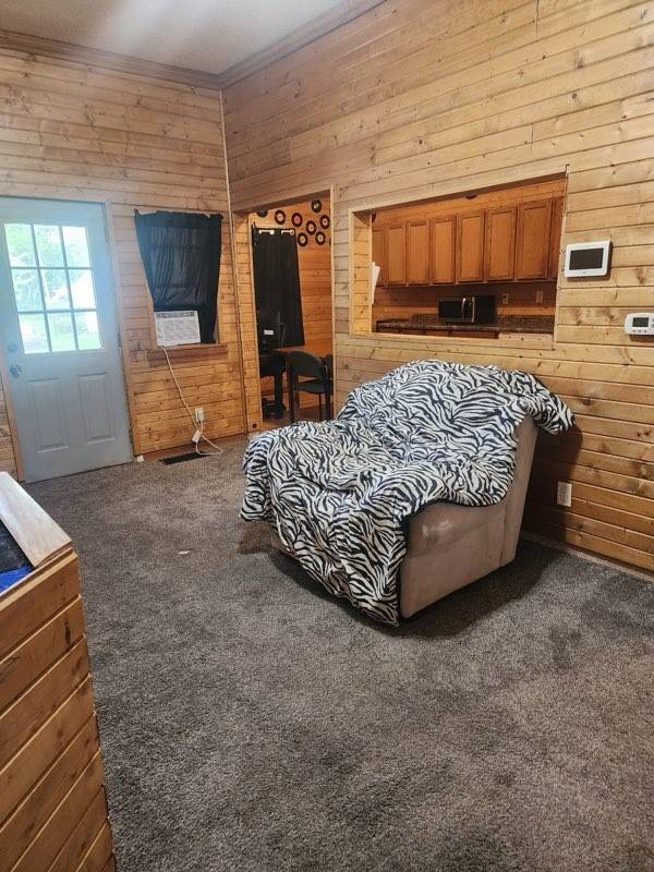 Chariton, IA 50049,1512 Osceola Avenue