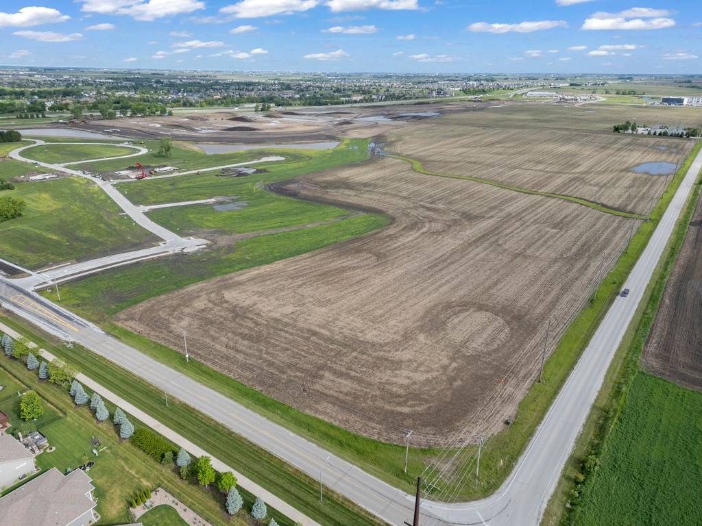 Ankeny, IA 50023,13.88 acres Pine Lake Estates Plat 2 Street