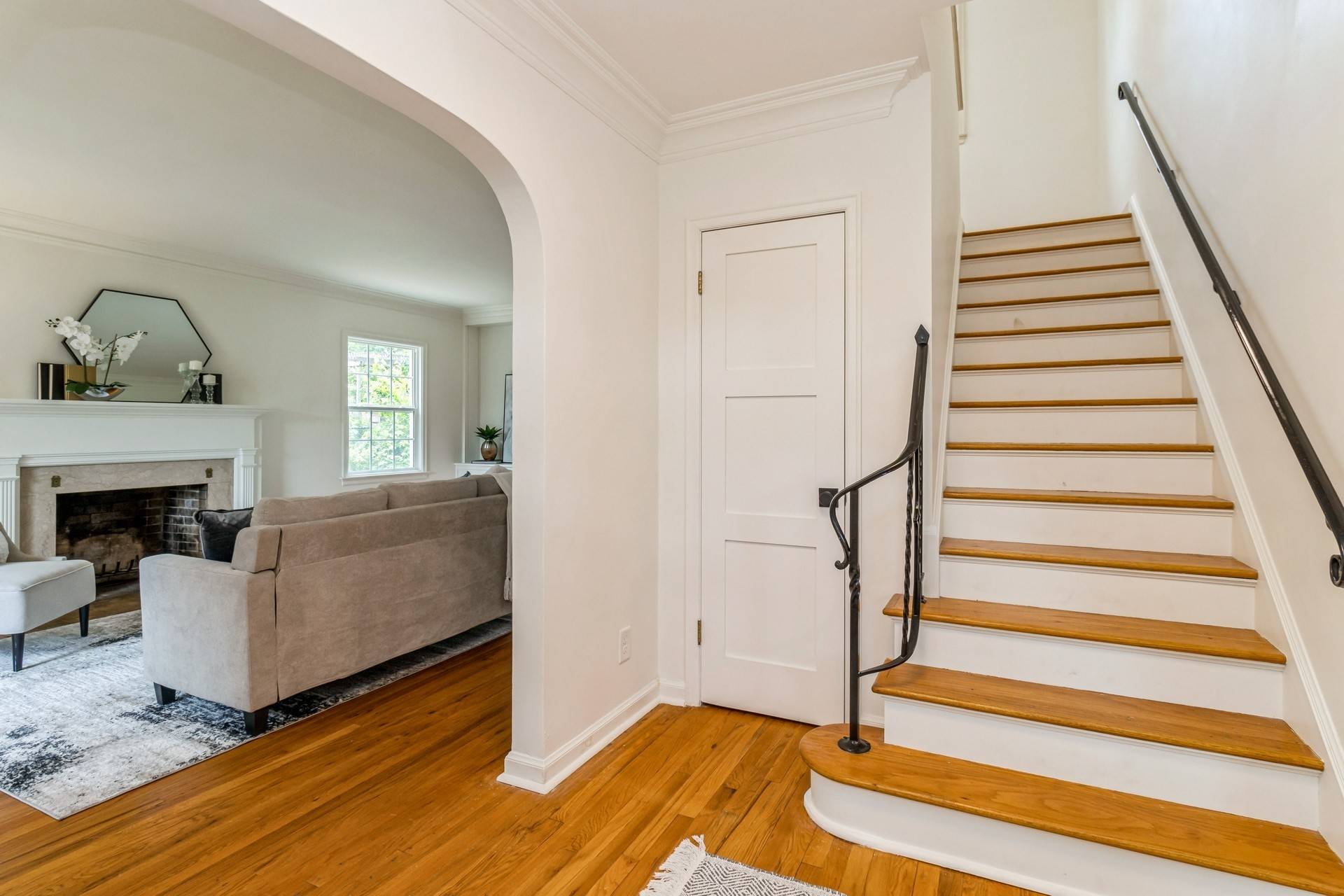 Des Moines, IA 50312,5804 Harwood Drive