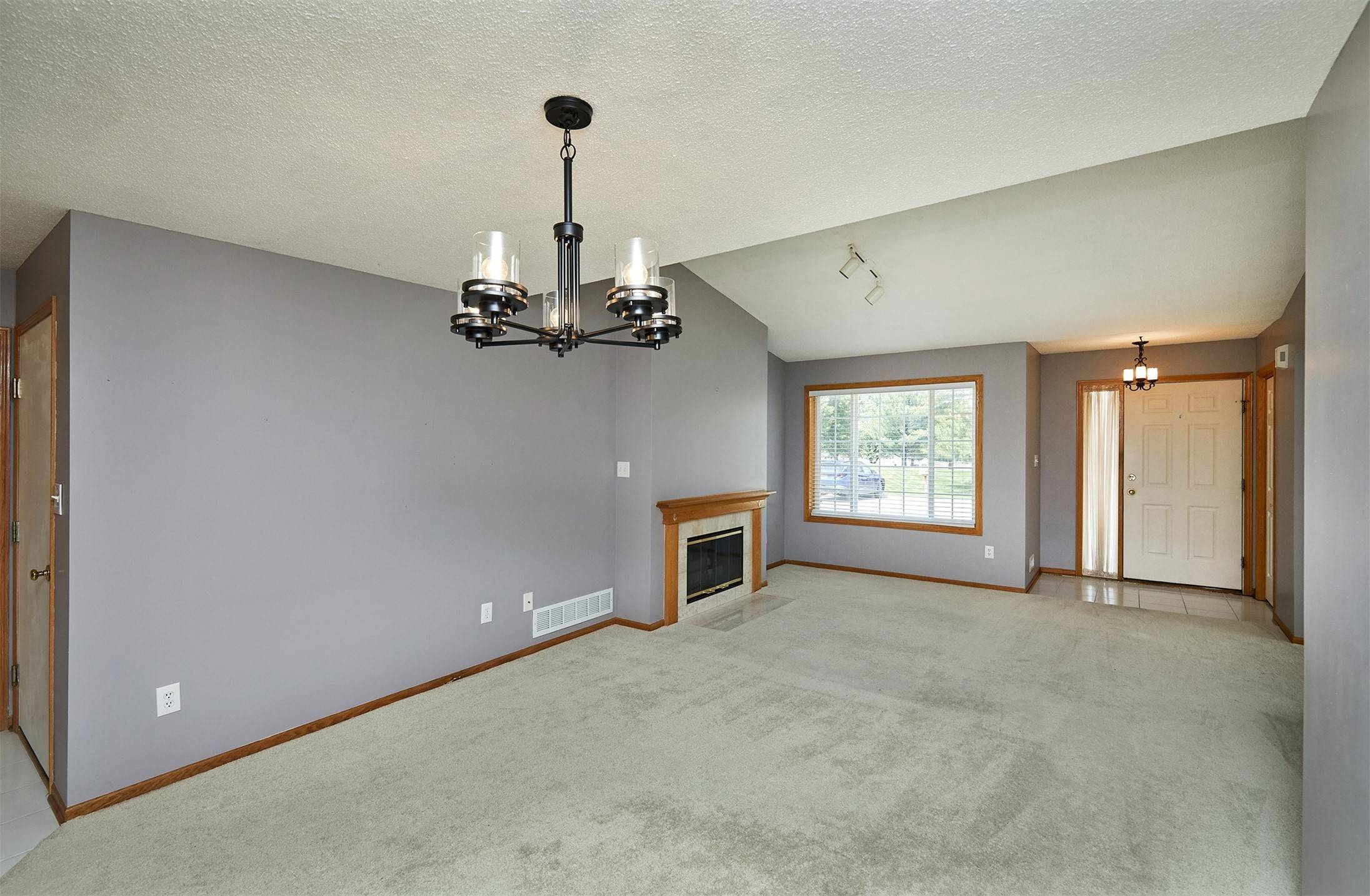 Urbandale, IA 50322,10500 Meredith Drive #3