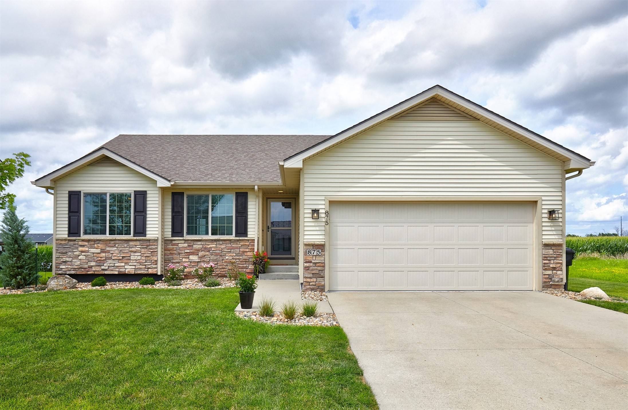 Waukee, IA 50263,875 SE Prairie Park Lane
