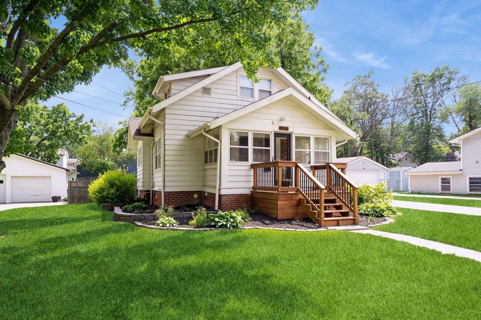 Des Moines, IA 50310,4536 Euclid Avenue