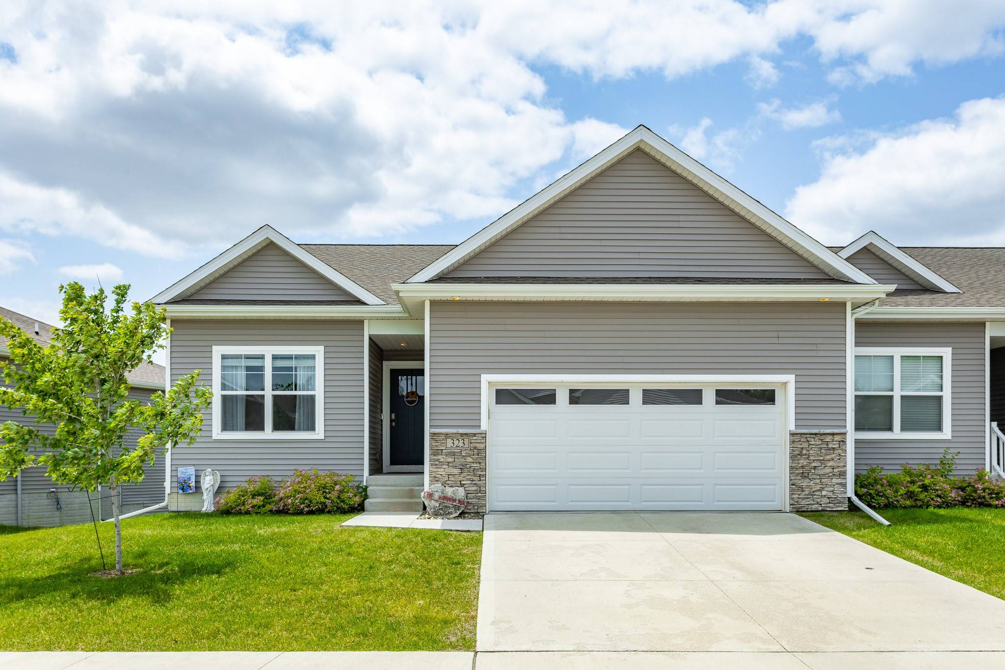Ankeny, IA 50021,323 SE Willow Run Lane