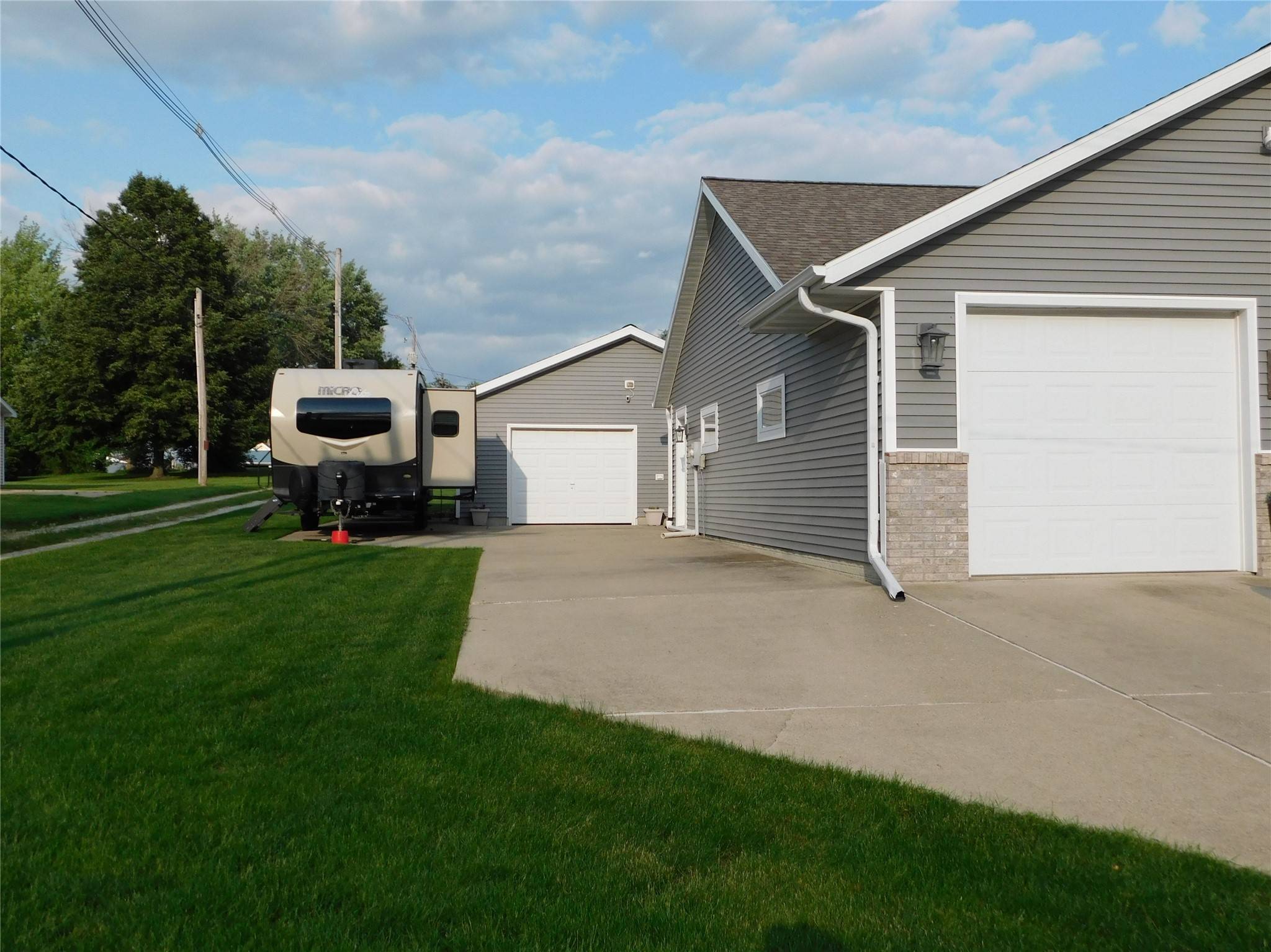 Ogden, IA 50212,107 SW 8th Street