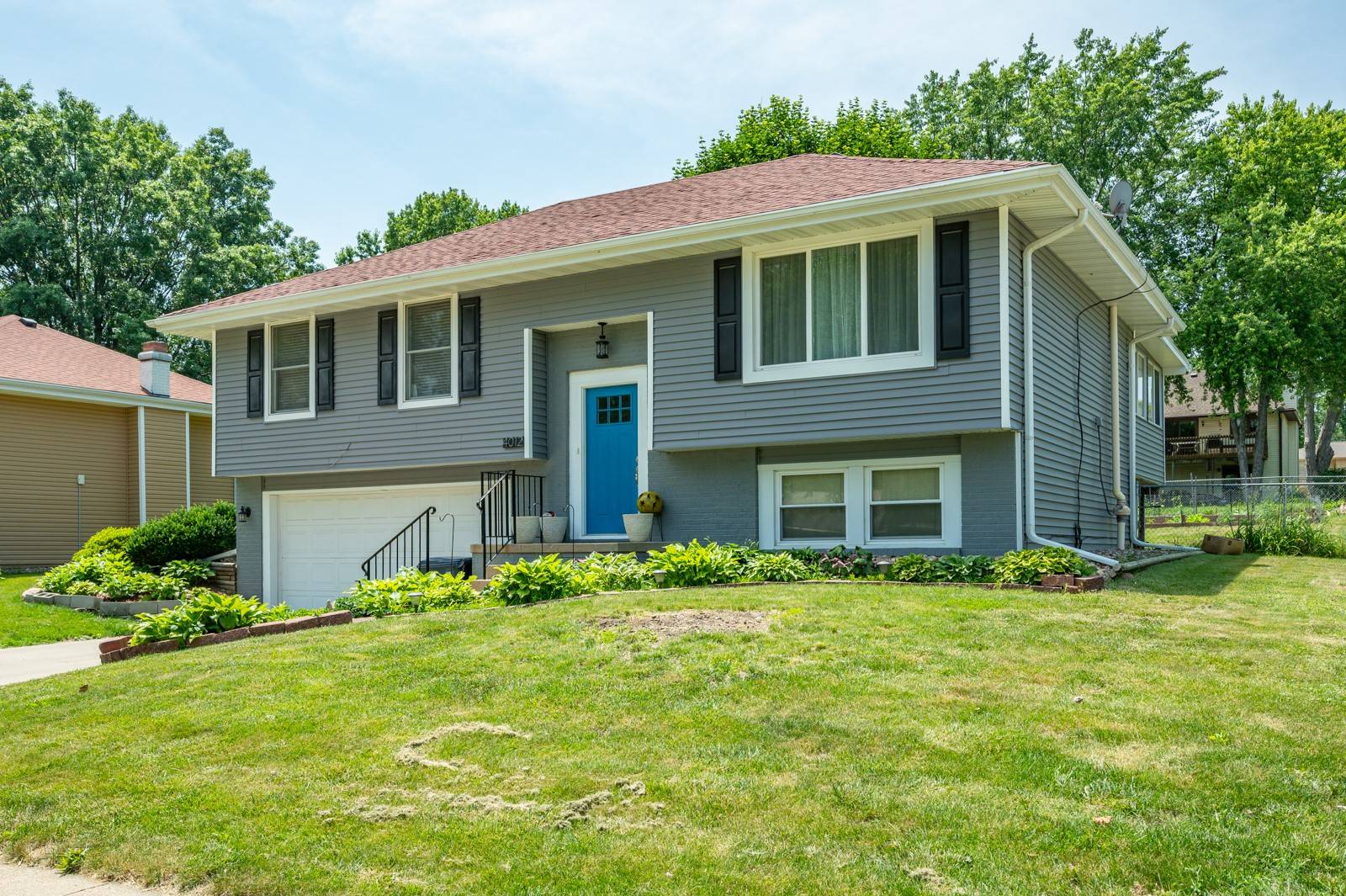 Urbandale, IA 50322,4012 79th Street