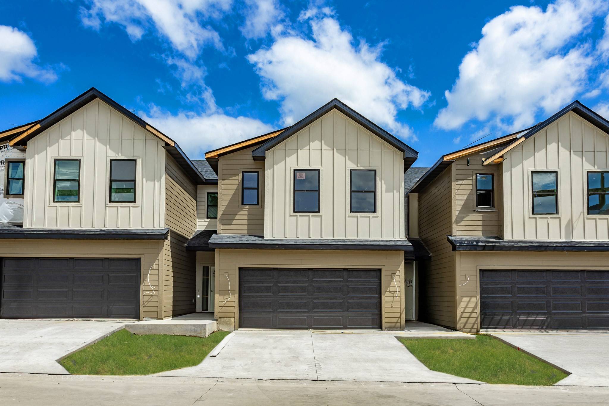 Waukee, IA 50263,1353 Meadow Rose Place