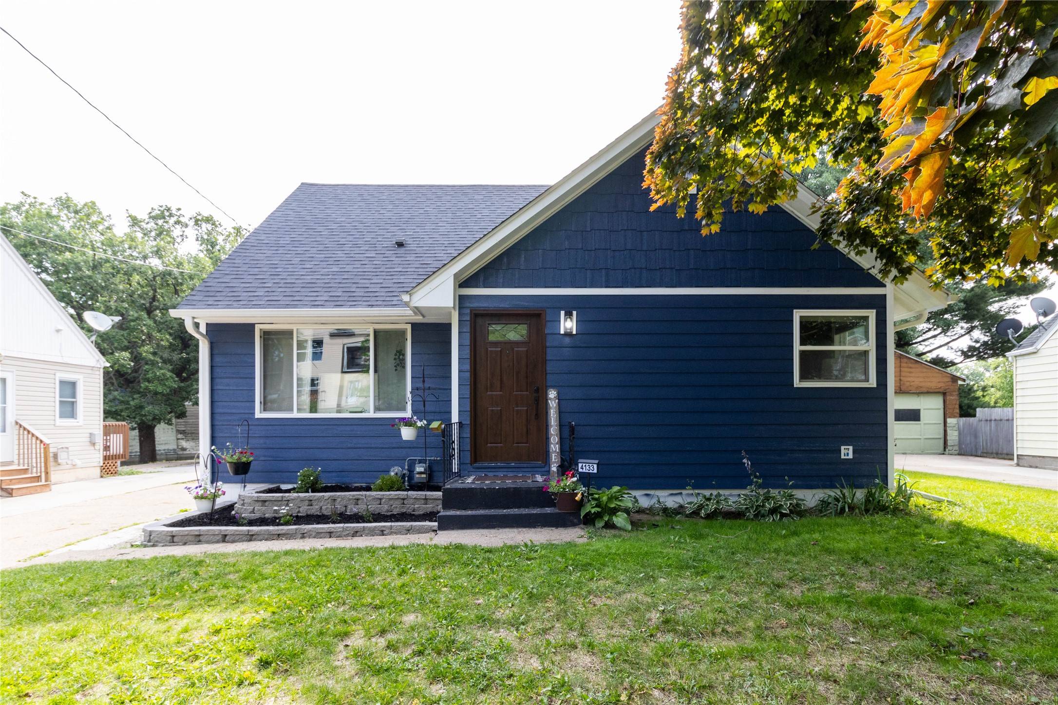 Des Moines, IA 50313,4133 9th Street
