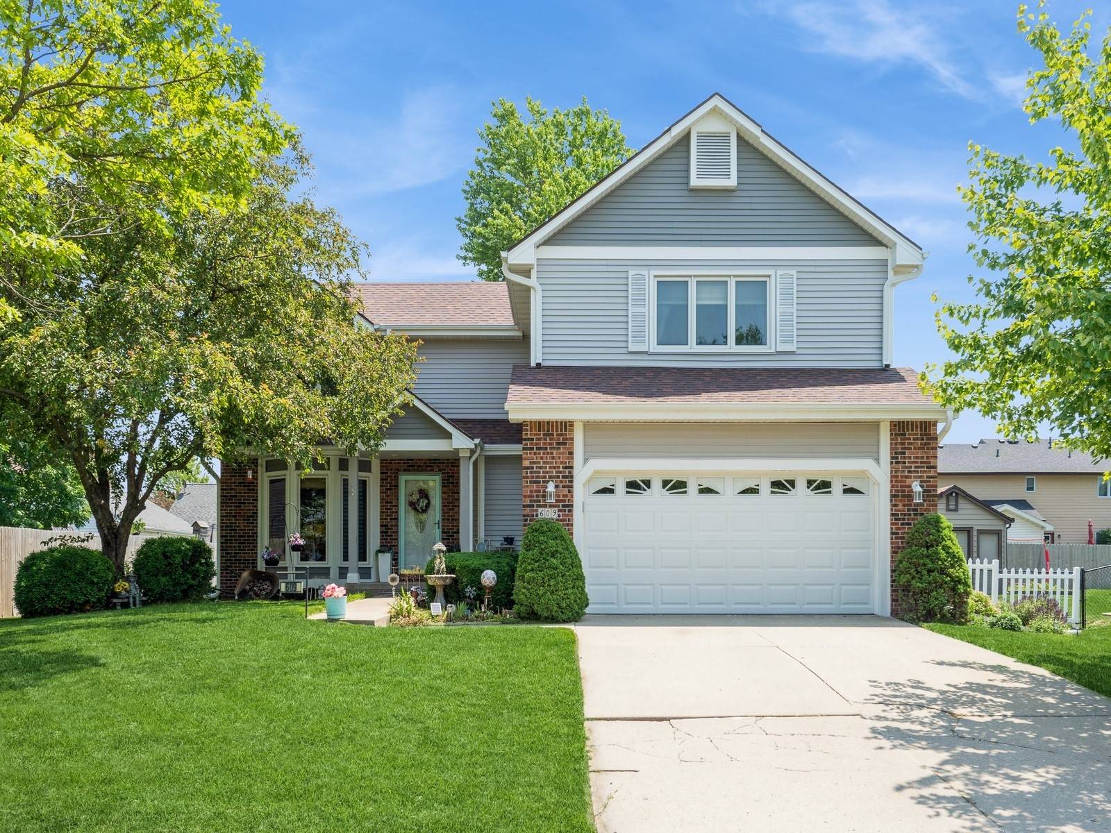 Altoona, IA 50009,609 4th Avenue NW