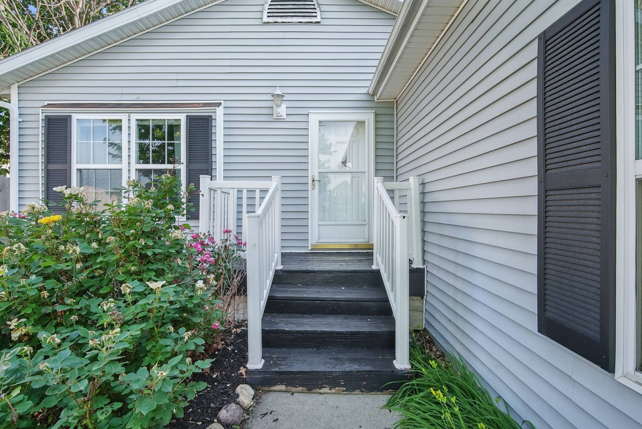 Bondurant, IA 50035,902 33rd Street SW