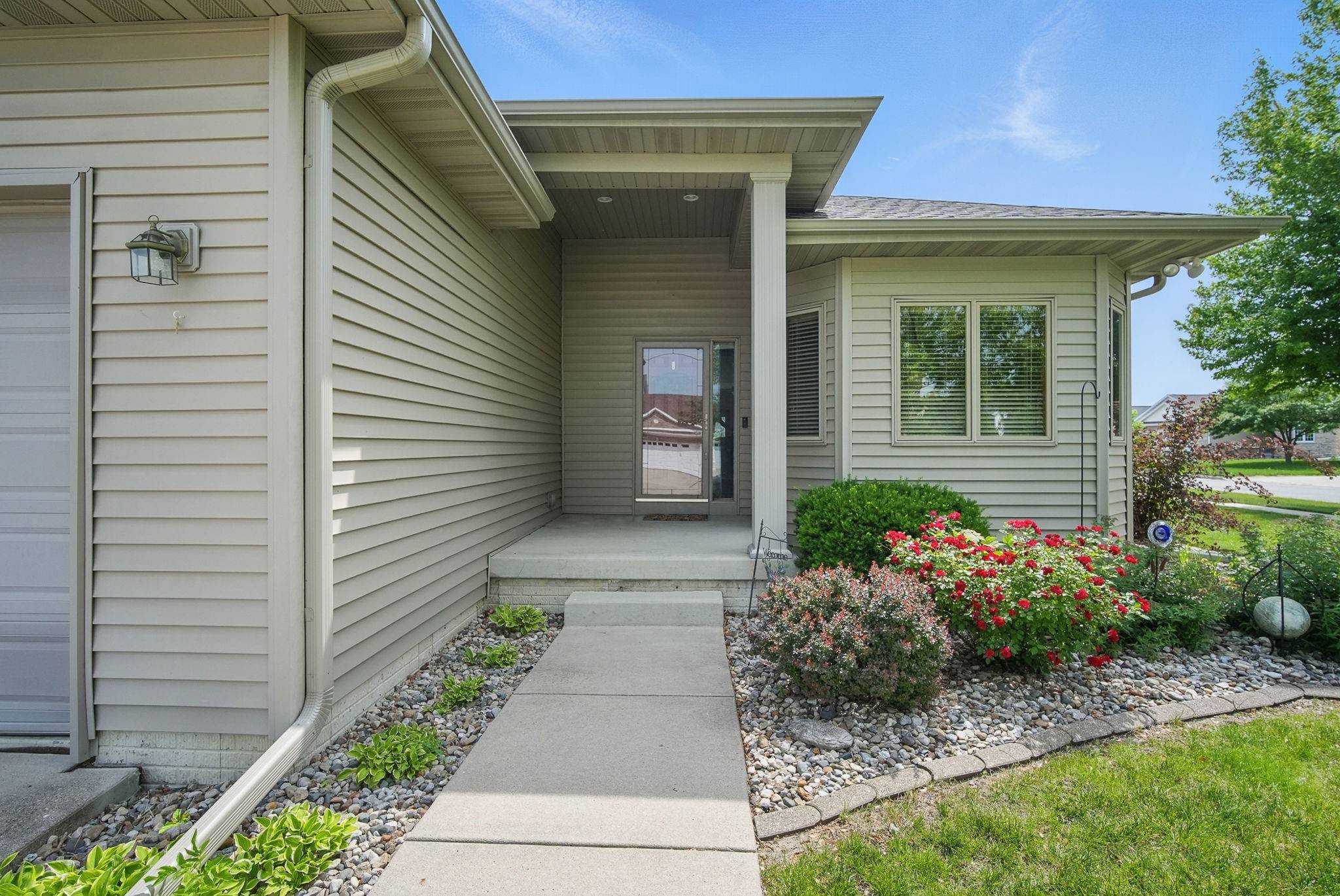 Ames, IA 50014,4942 Hemingway Drive