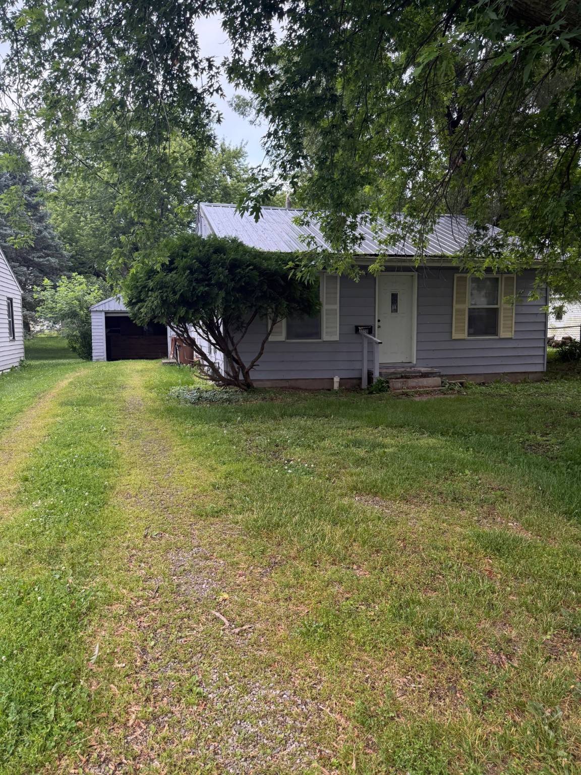 Grinnell, IA 50112,1220 Spencer Street