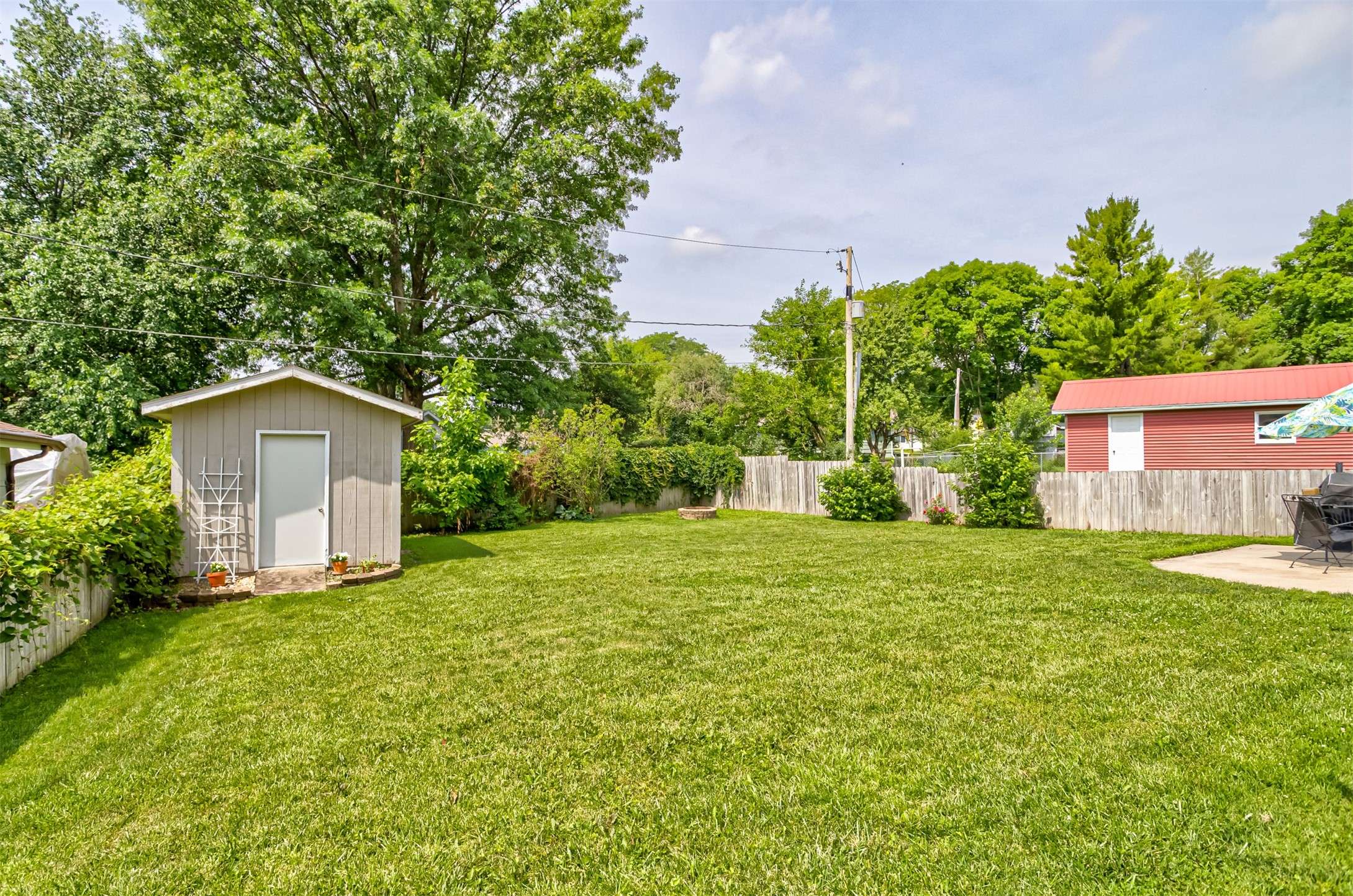 Ames, IA 50010,1621 Carroll Avenue