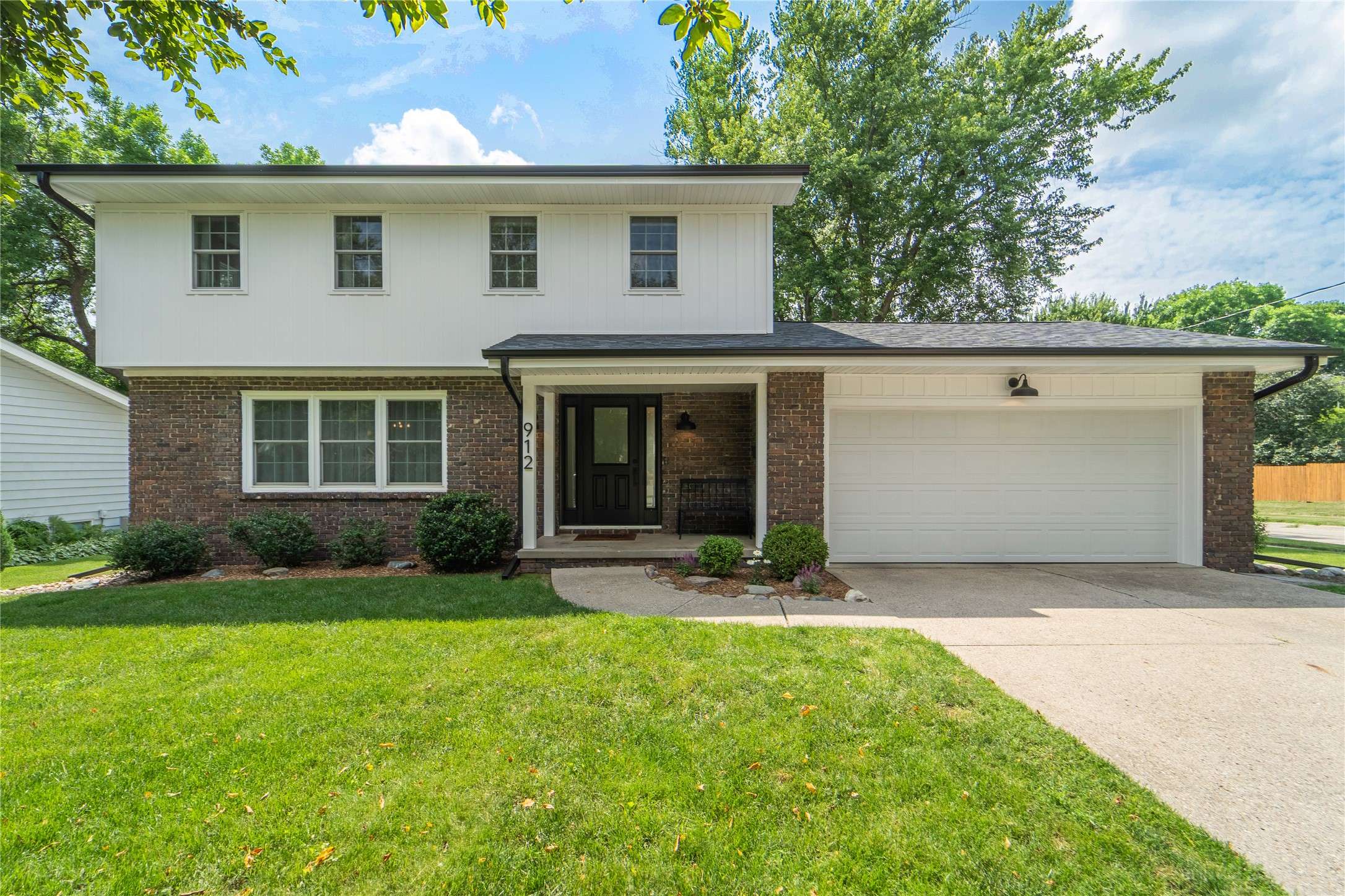 West Des Moines, IA 50265,912 23rd Street