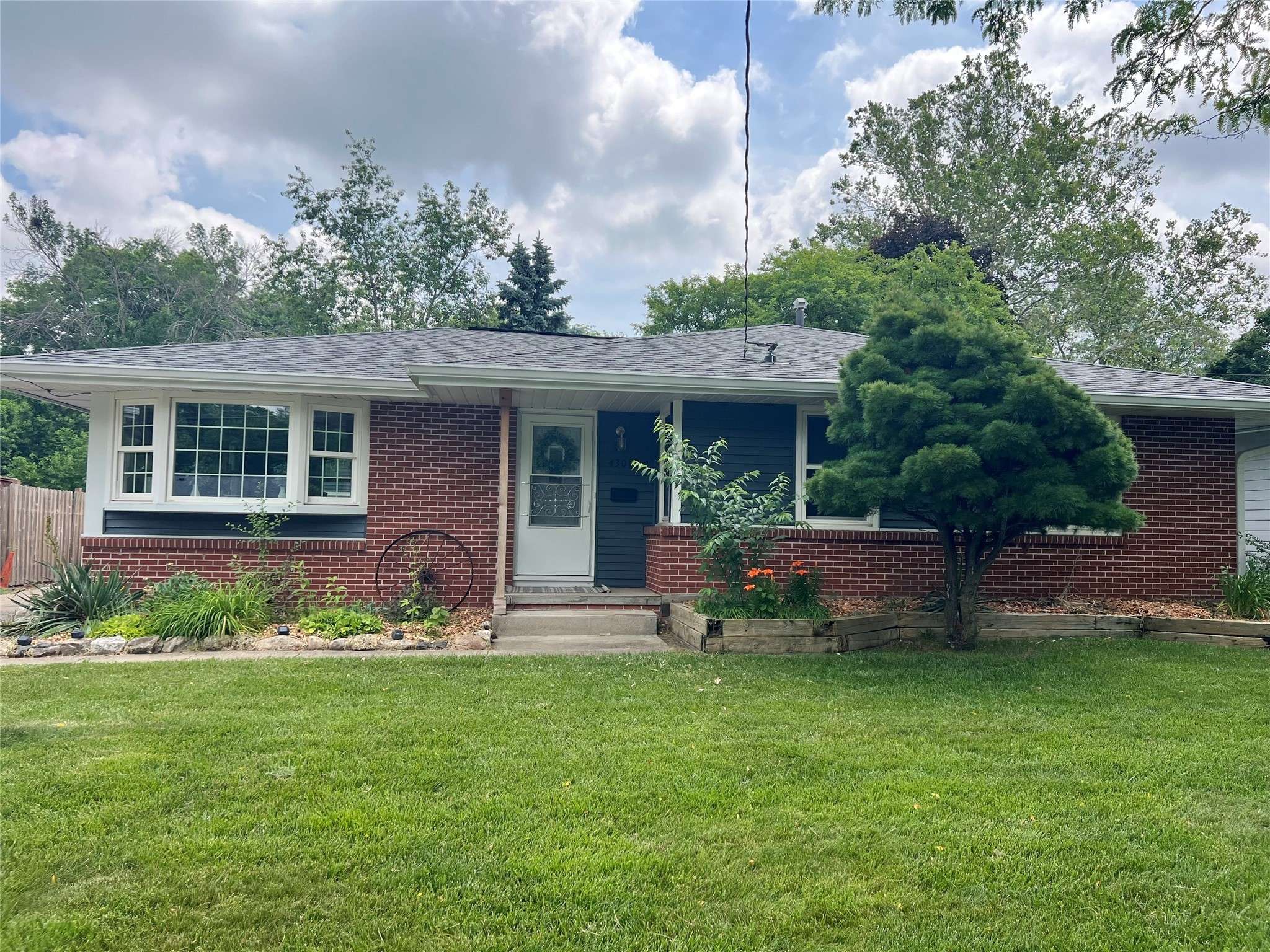 Des Moines, IA 50310,4301 43rd Street