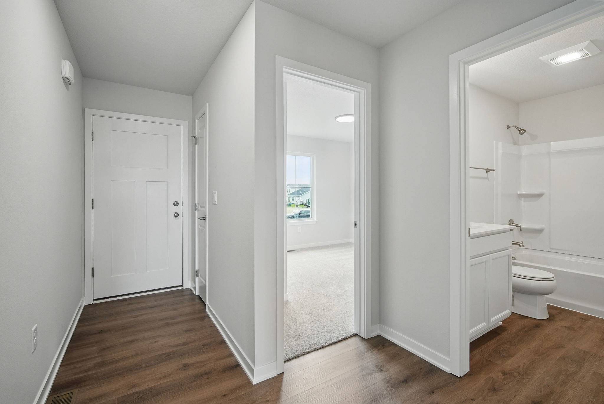 Des Moines, IA 50317,4270 Grover Woods Lane