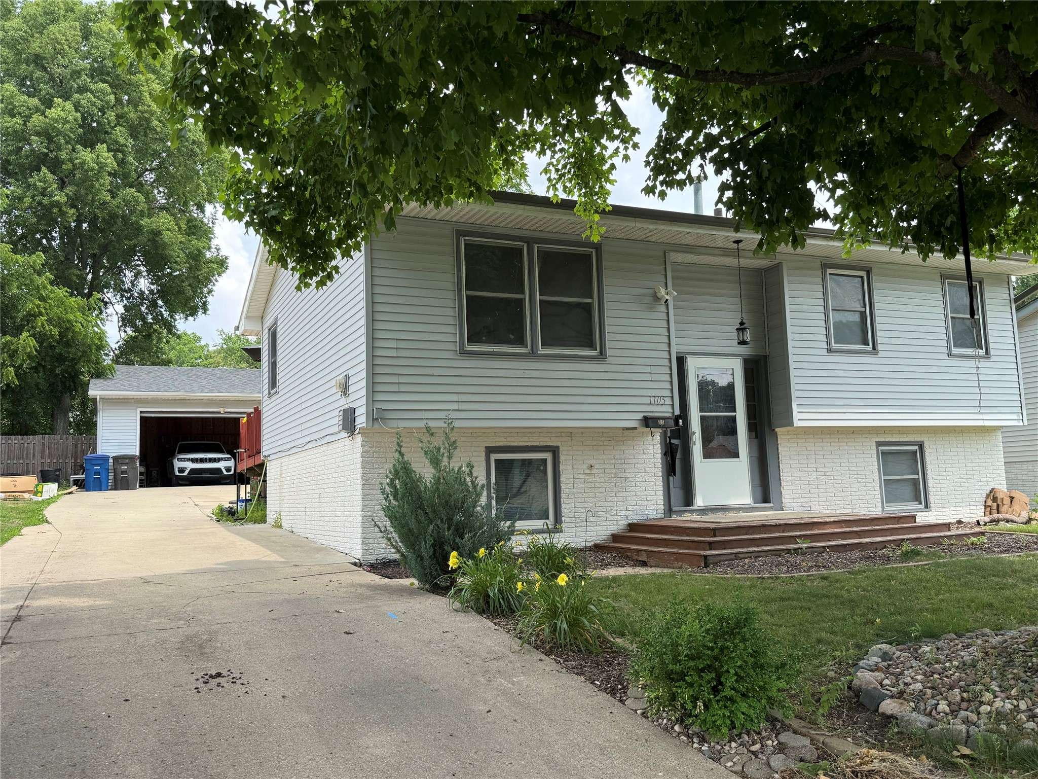 Des Moines, IA 50315,1105 Bundy Street