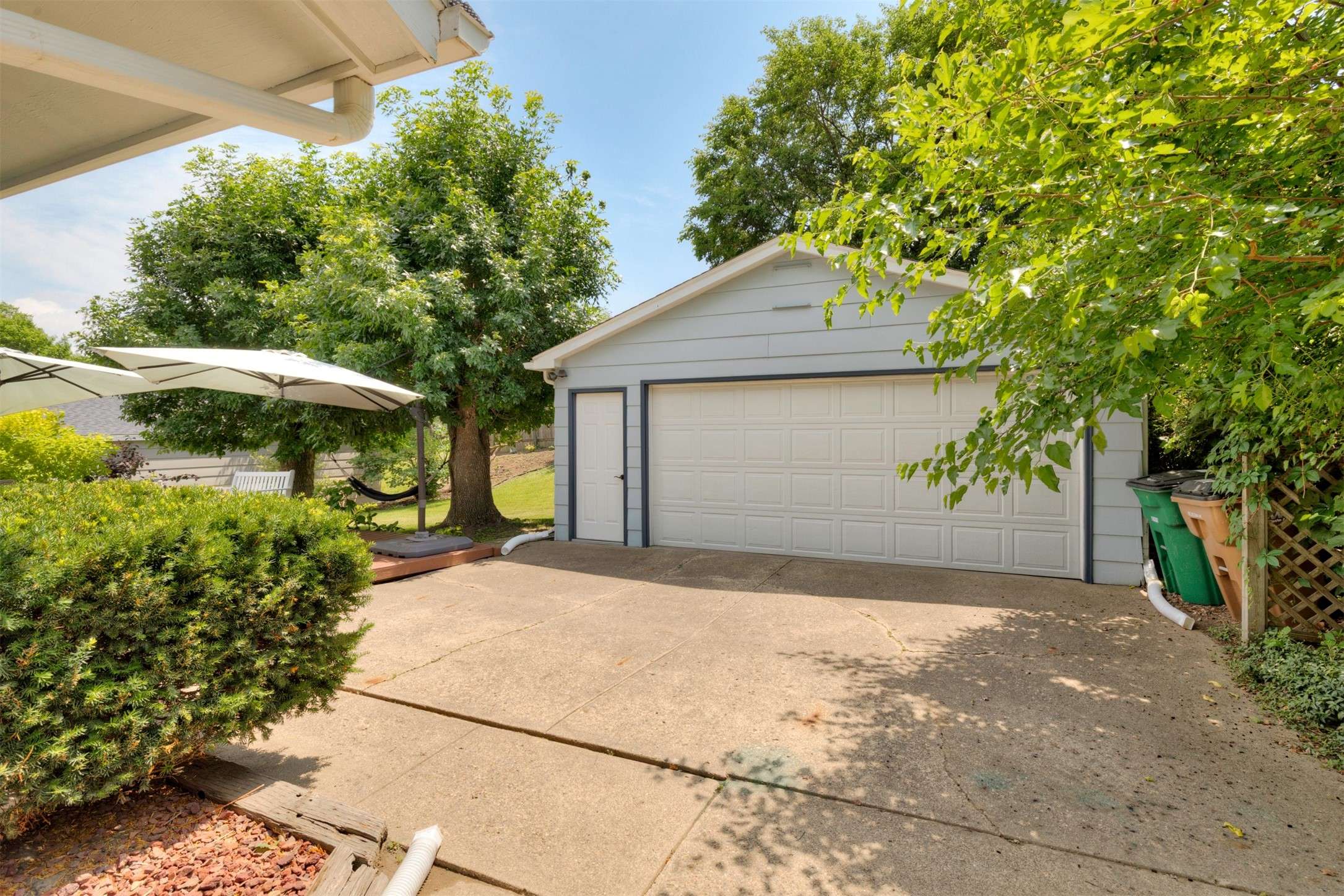 Clive, IA 50325,8786 Primrose Lane