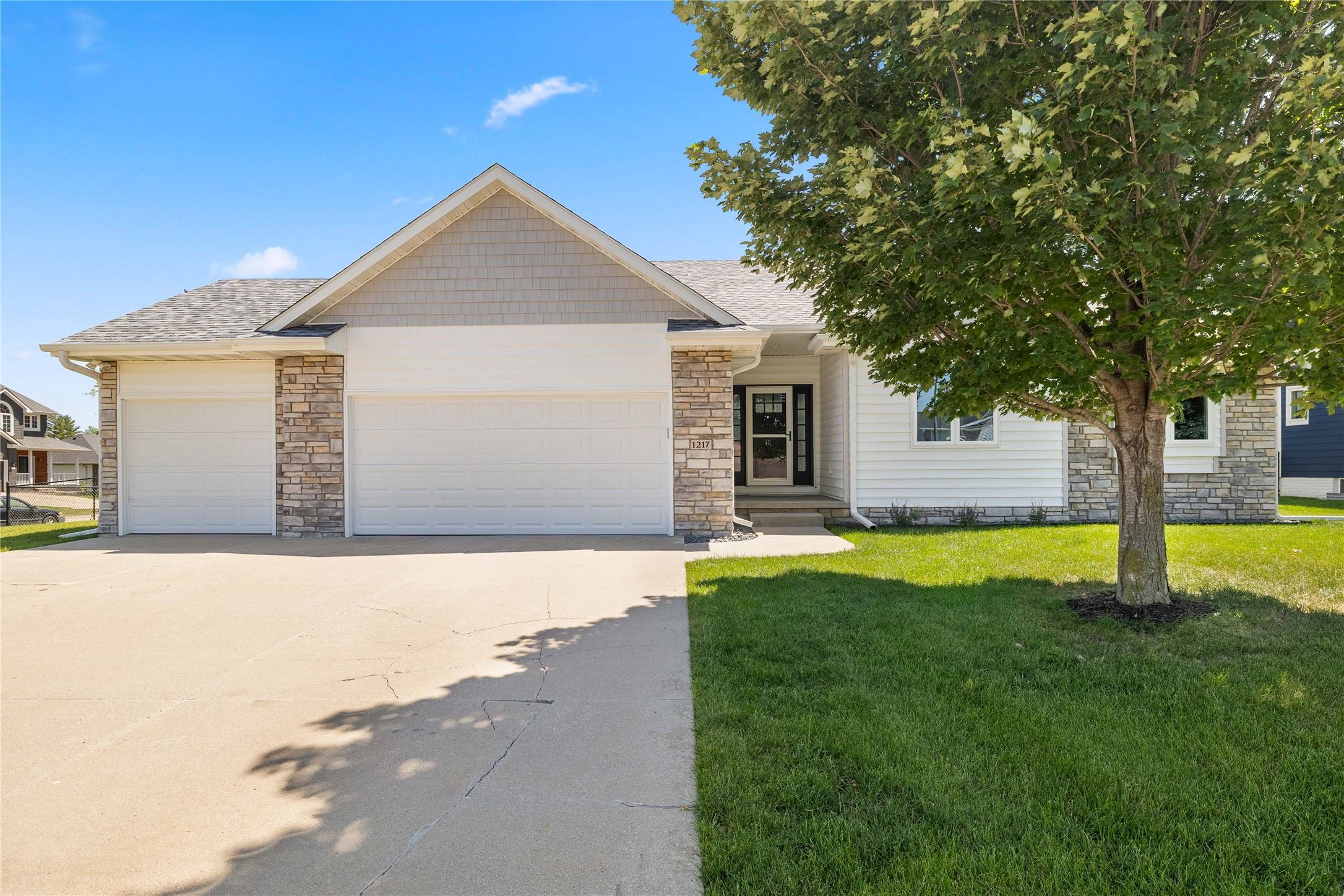 Grimes, IA 50111,1217 NW Morningside Court