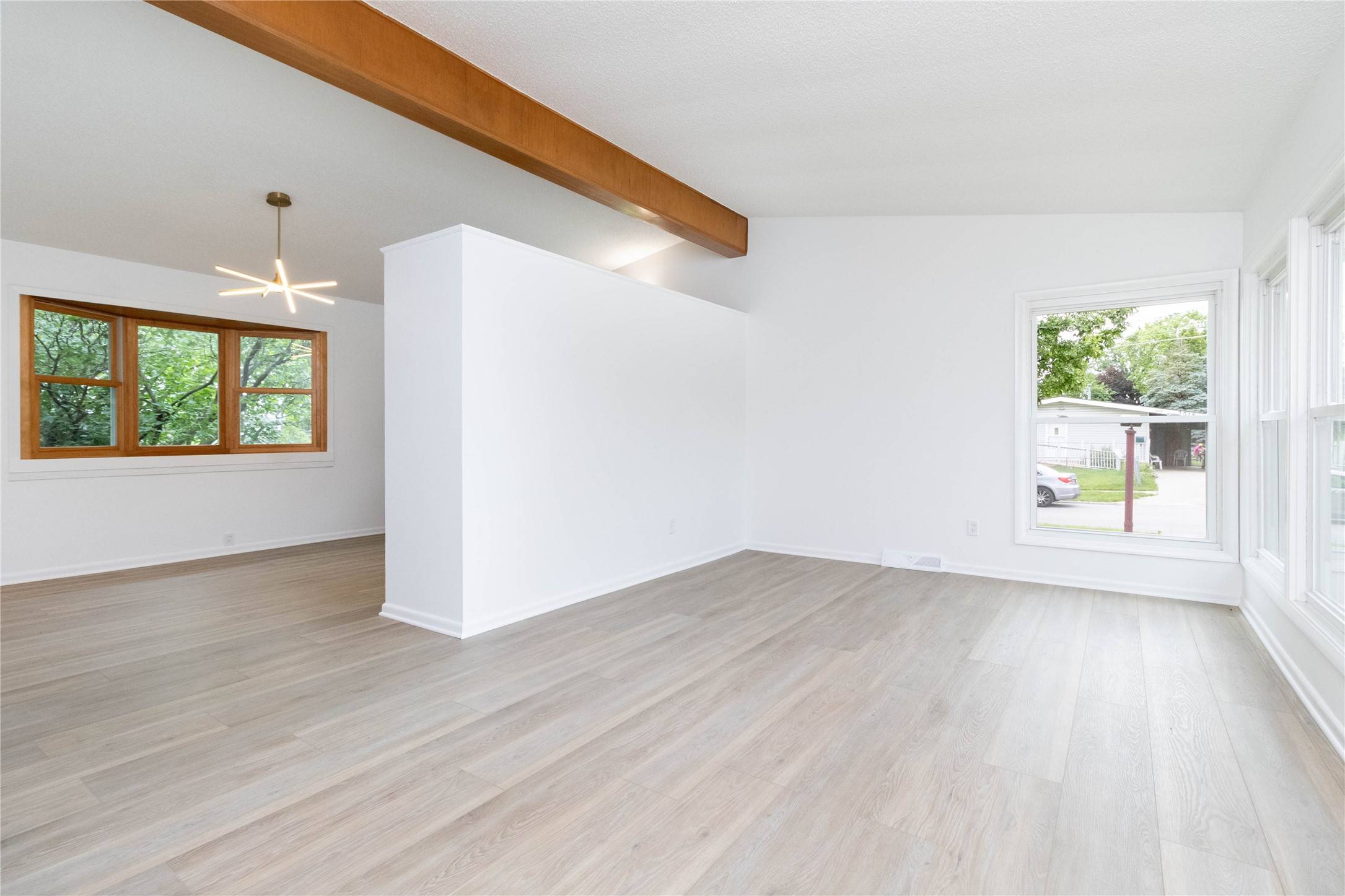 Des Moines, IA 50317,2519 E Tiffin Avenue