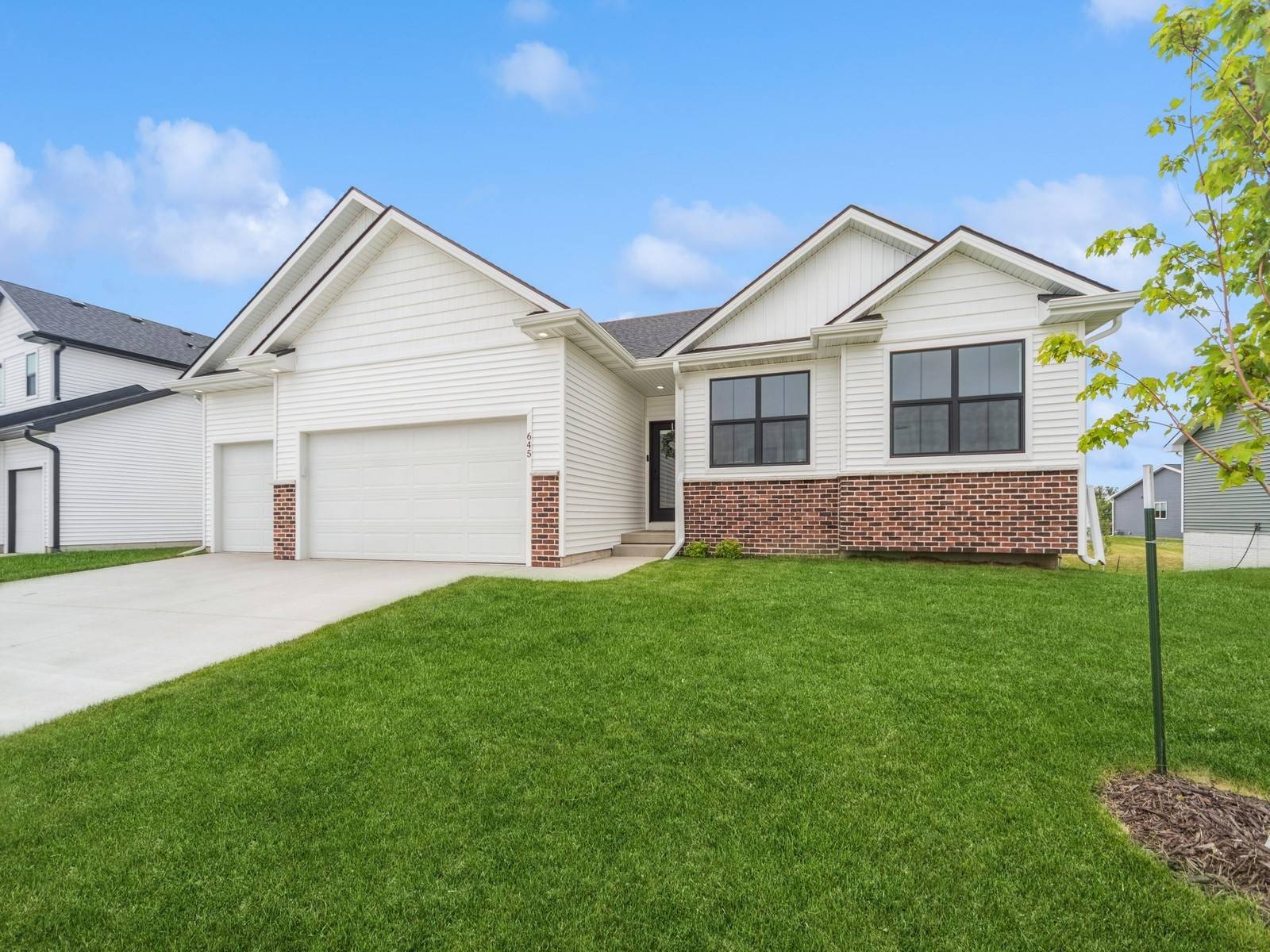 Waukee, IA 50263,645 NW Prairie Rose Lane