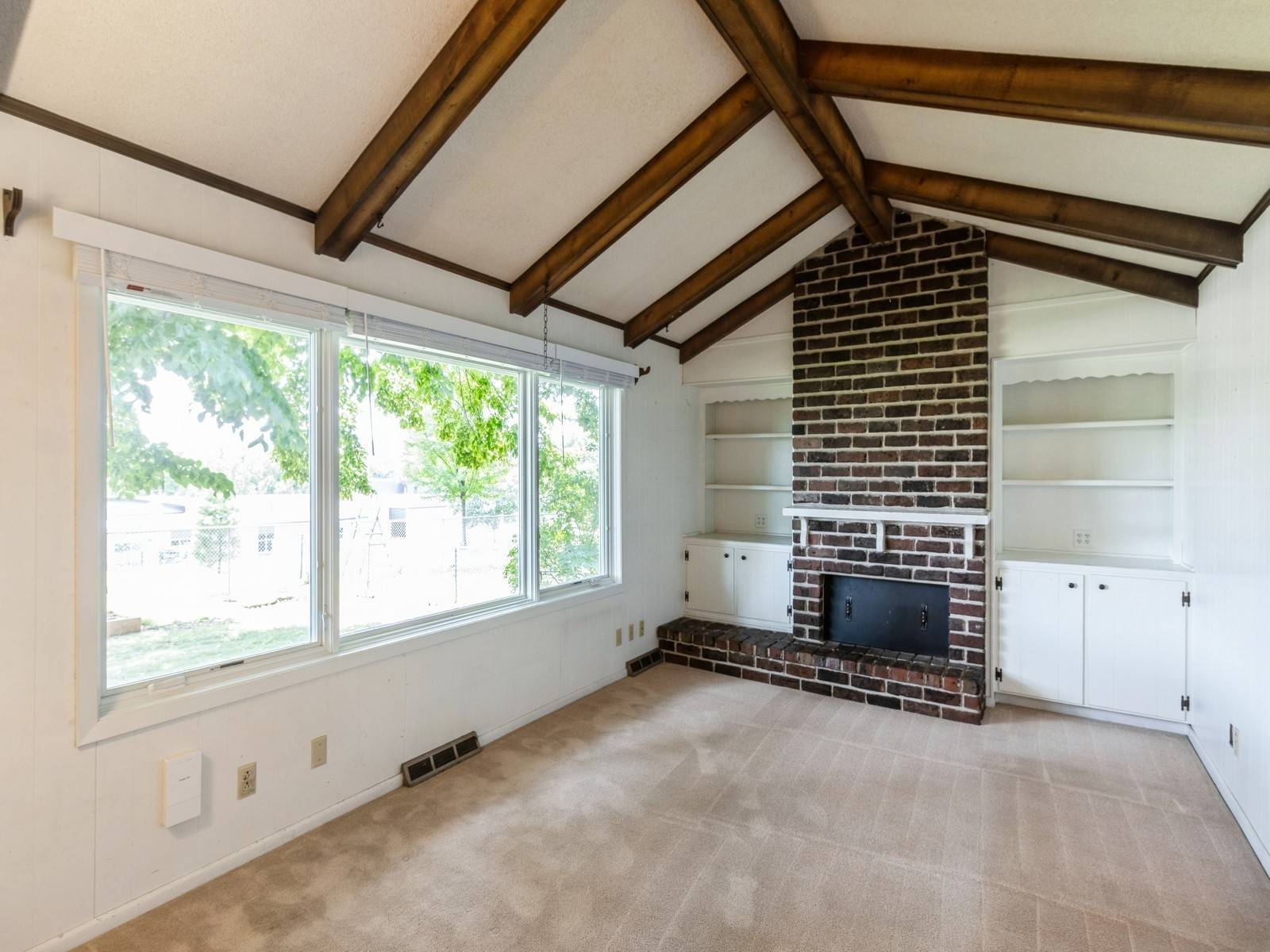 West Des Moines, IA 50265,2100 Meadow Brook Drive