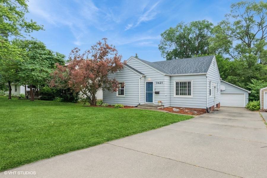 Urbandale, IA 50322,3421 64th Street