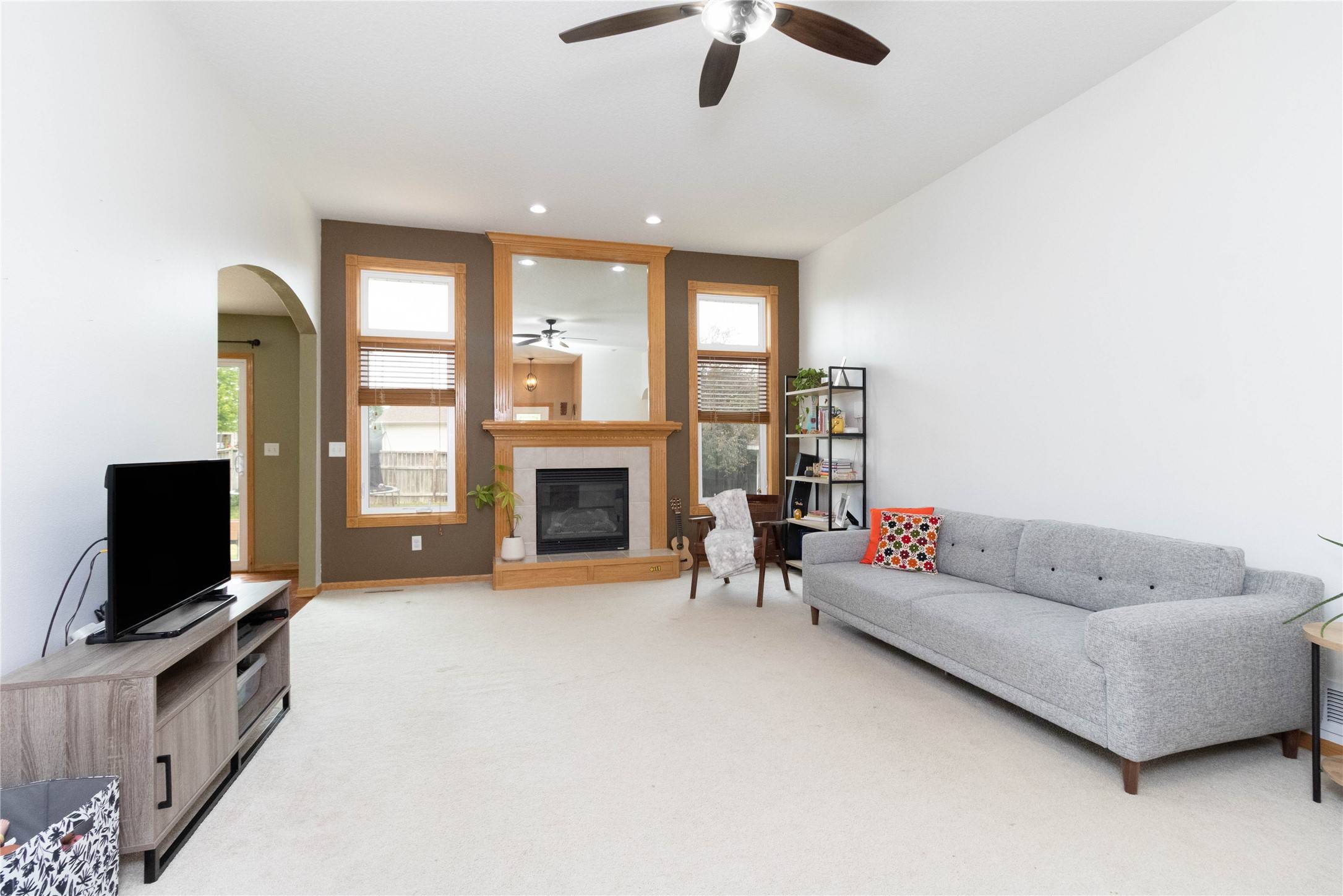 Urbandale, IA 50323,12335 Tanglewood Drive