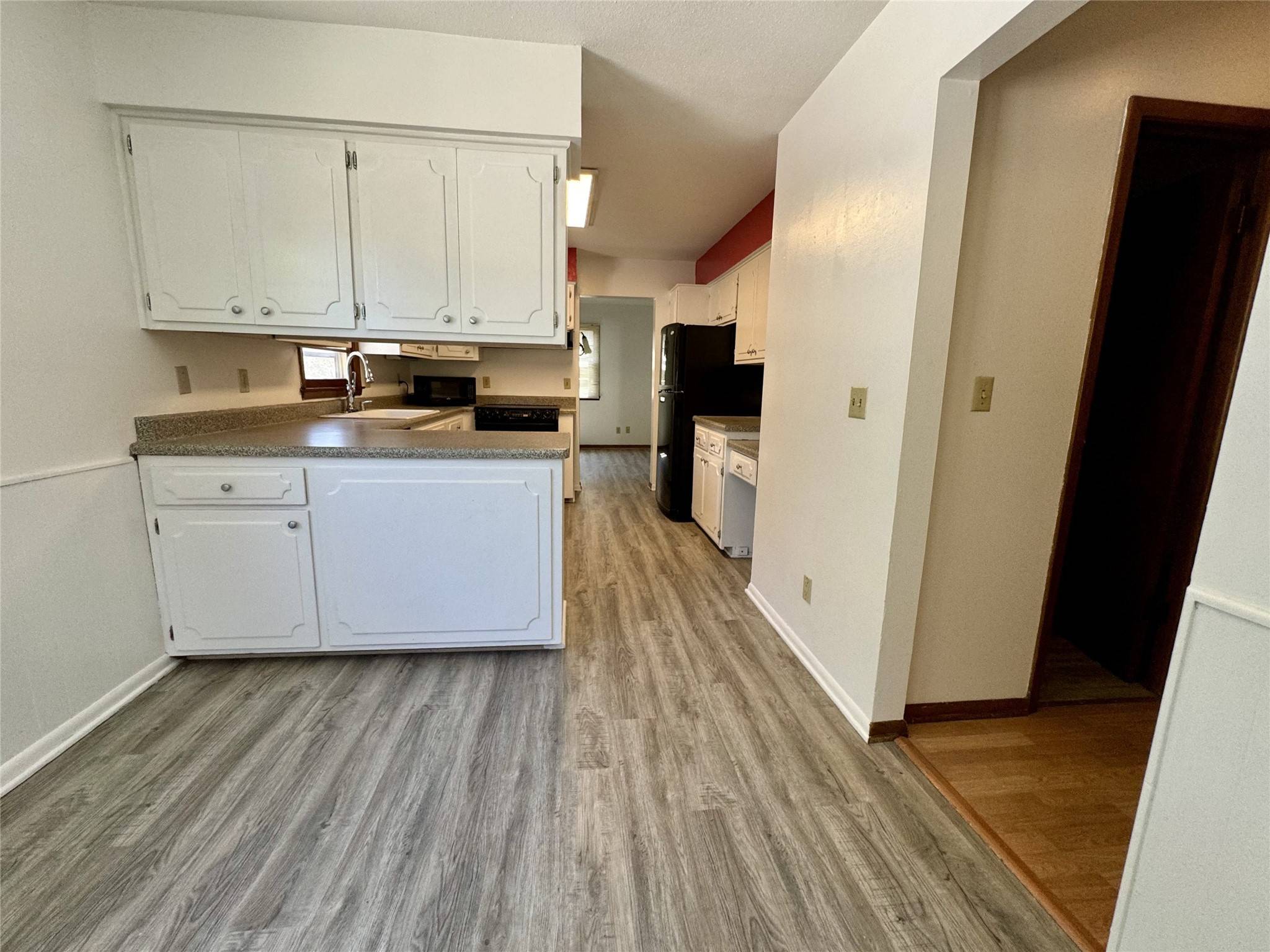 Des Moines, IA 50310,4425 Amick Avenue