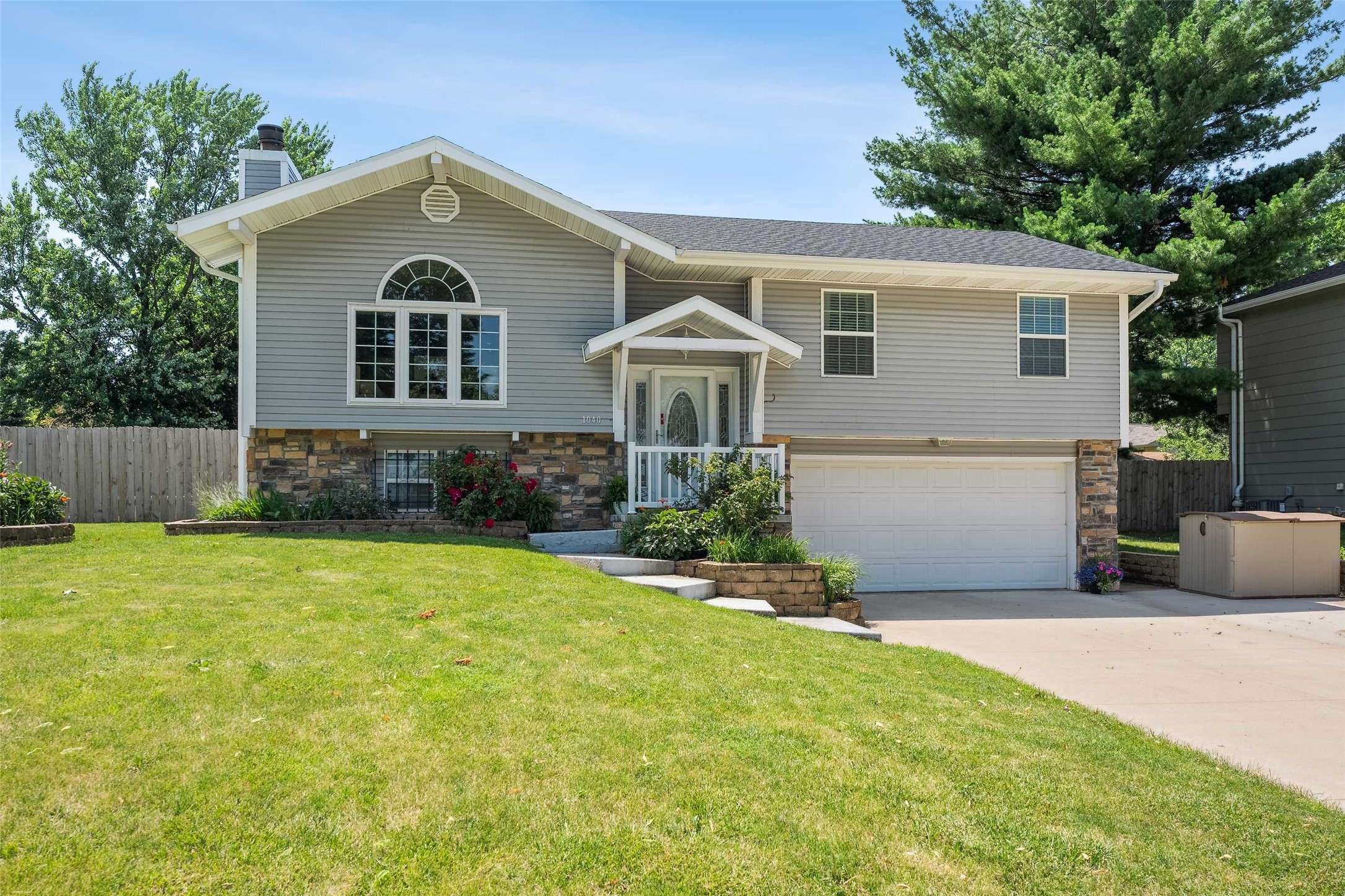 West Des Moines, IA 50266,1040 39th Street