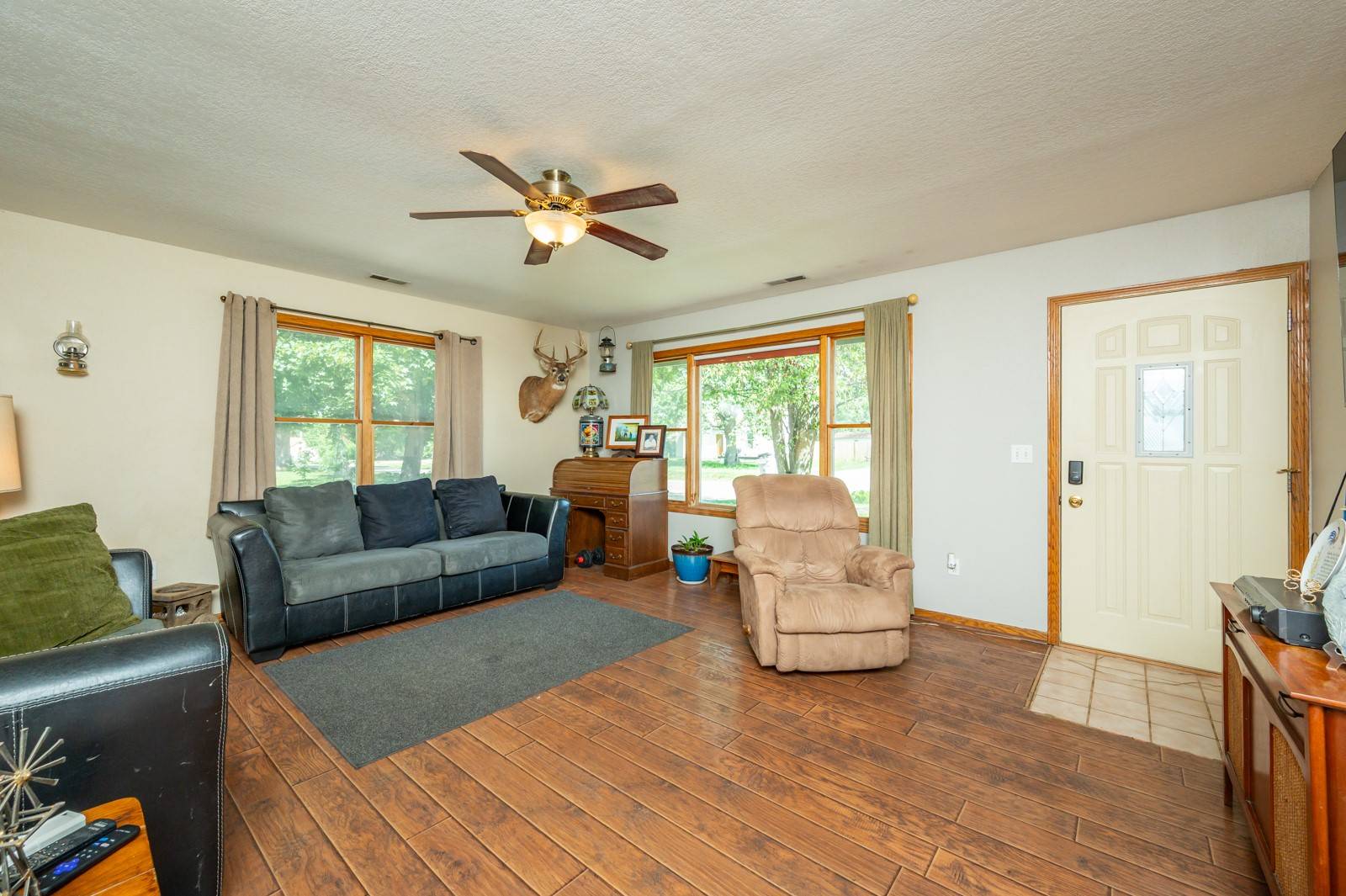 New Virginia, IA 50210,605 & 607 Grand Street