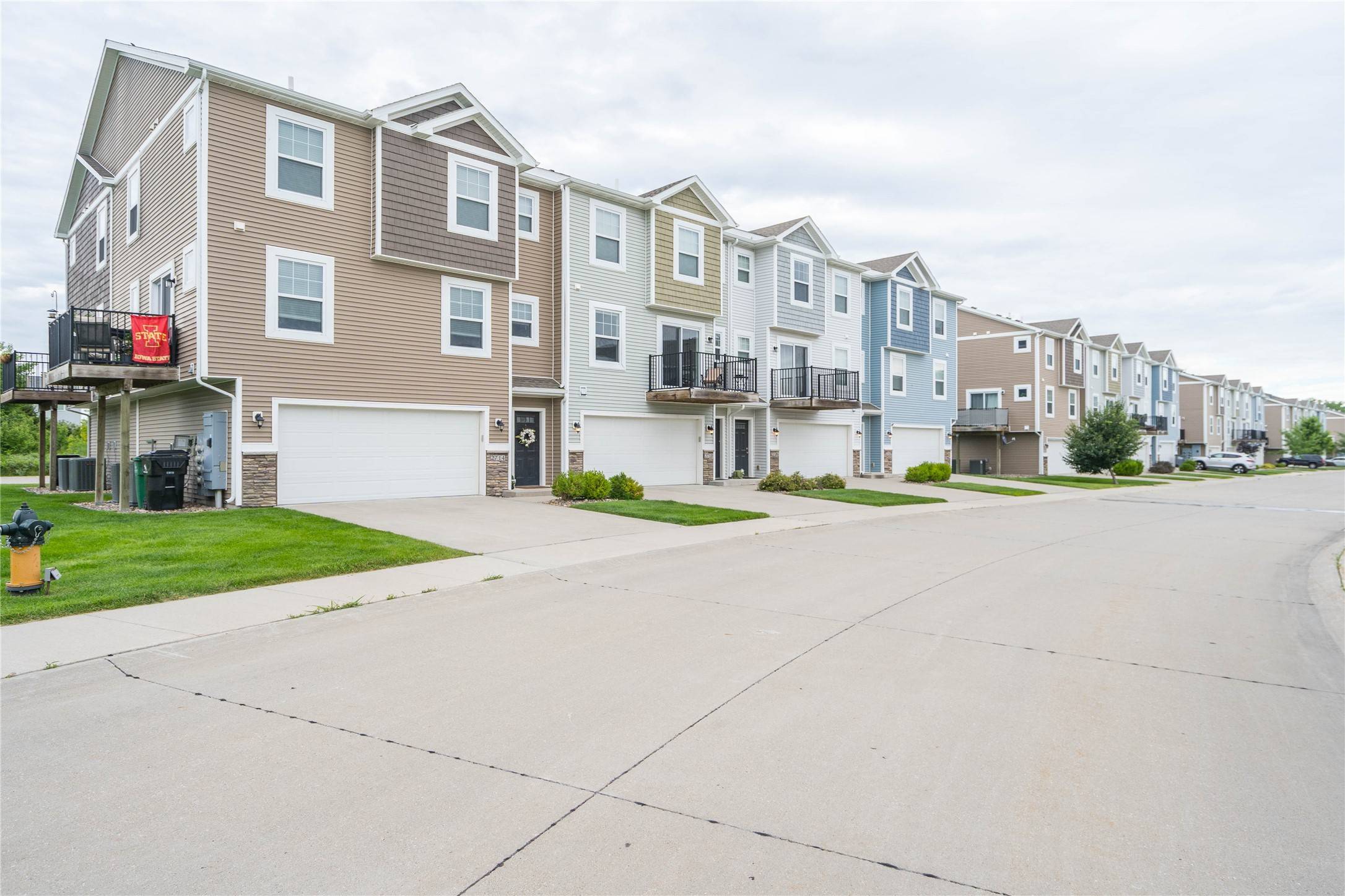 Ankeny, IA 50023,2714 NW Lois Lane